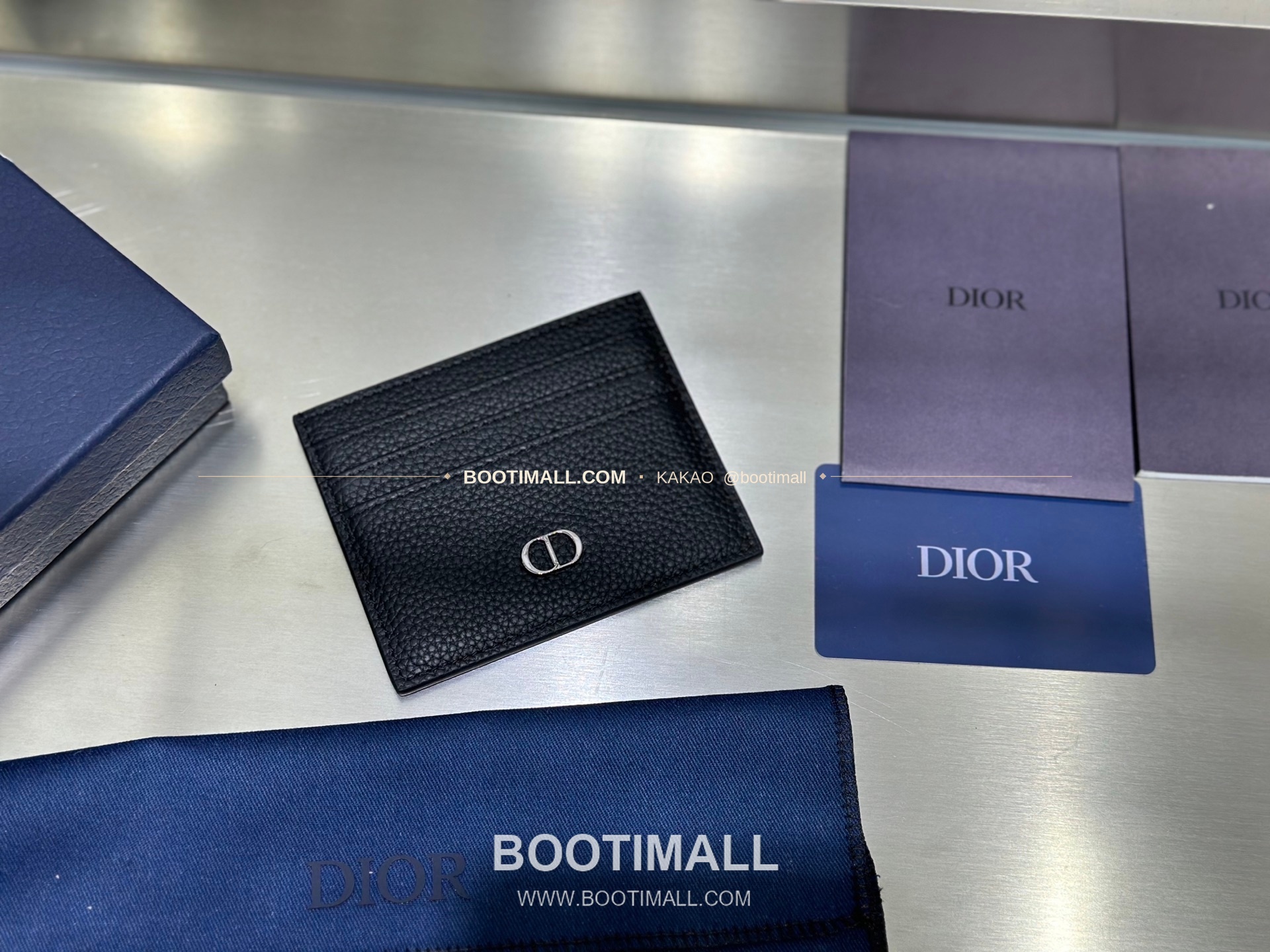 디올 CD 아이콘 그레인 카프스킨 카드지갑 Dior CD Icon Grained Calfskin Card Holder 8006 10cm 1