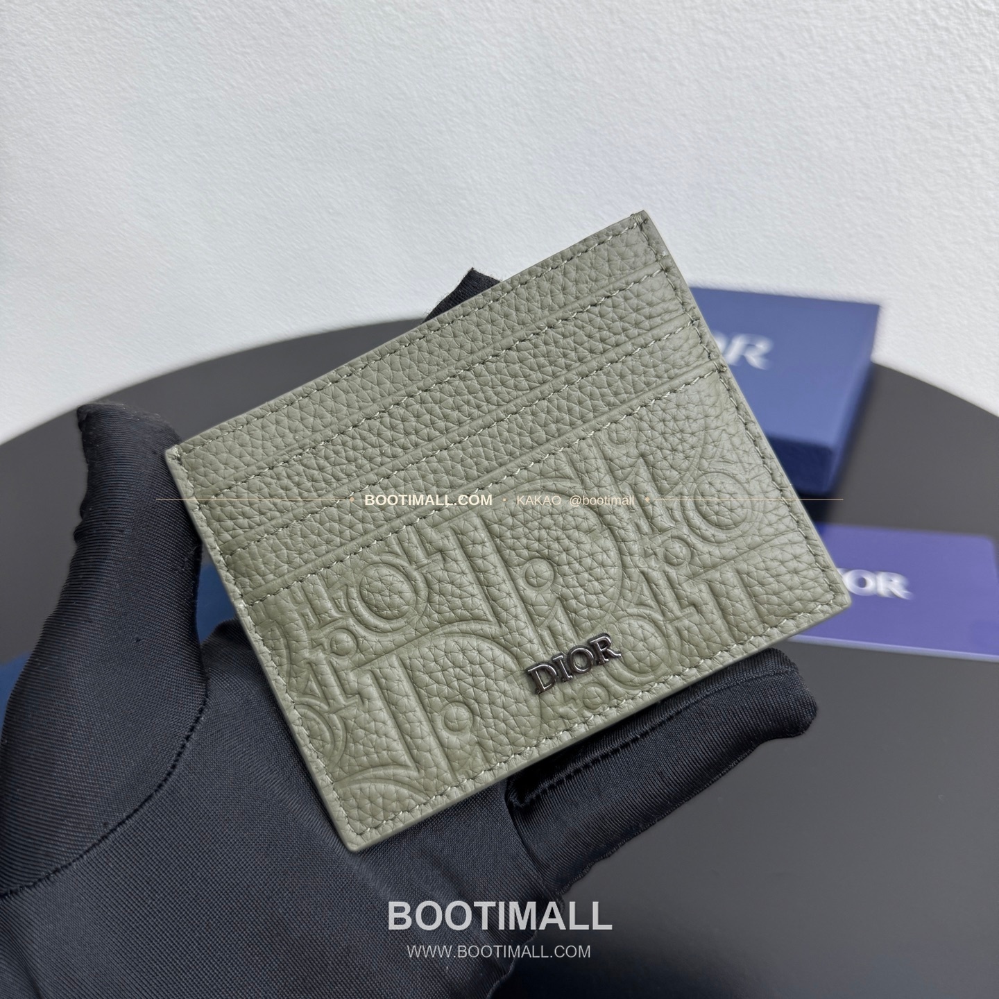 디올 CD 아이콘 그레인 카프스킨 카드지갑 Dior CD Icon Grained Calfskin Card Holder 8006 10cm

---


디올 CD 아이콘 그레인 카프스킨 카드지갑 Dior CD Icon Grained Calfskin Card Holder 8006 10cm 1