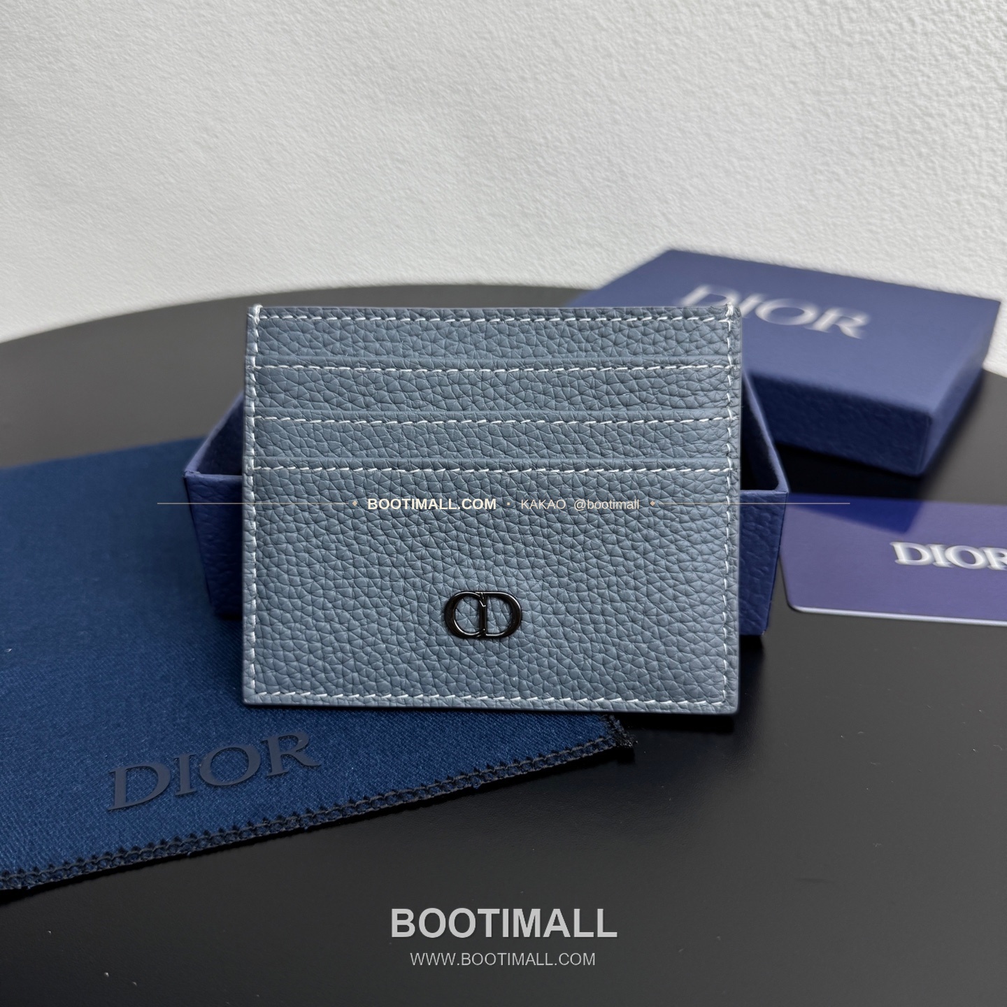 디올 CD 아이콘 그레인 카프스킨 카드지갑 Dior CD Icon Grained Calfskin Card Holder 8006 10cm 5