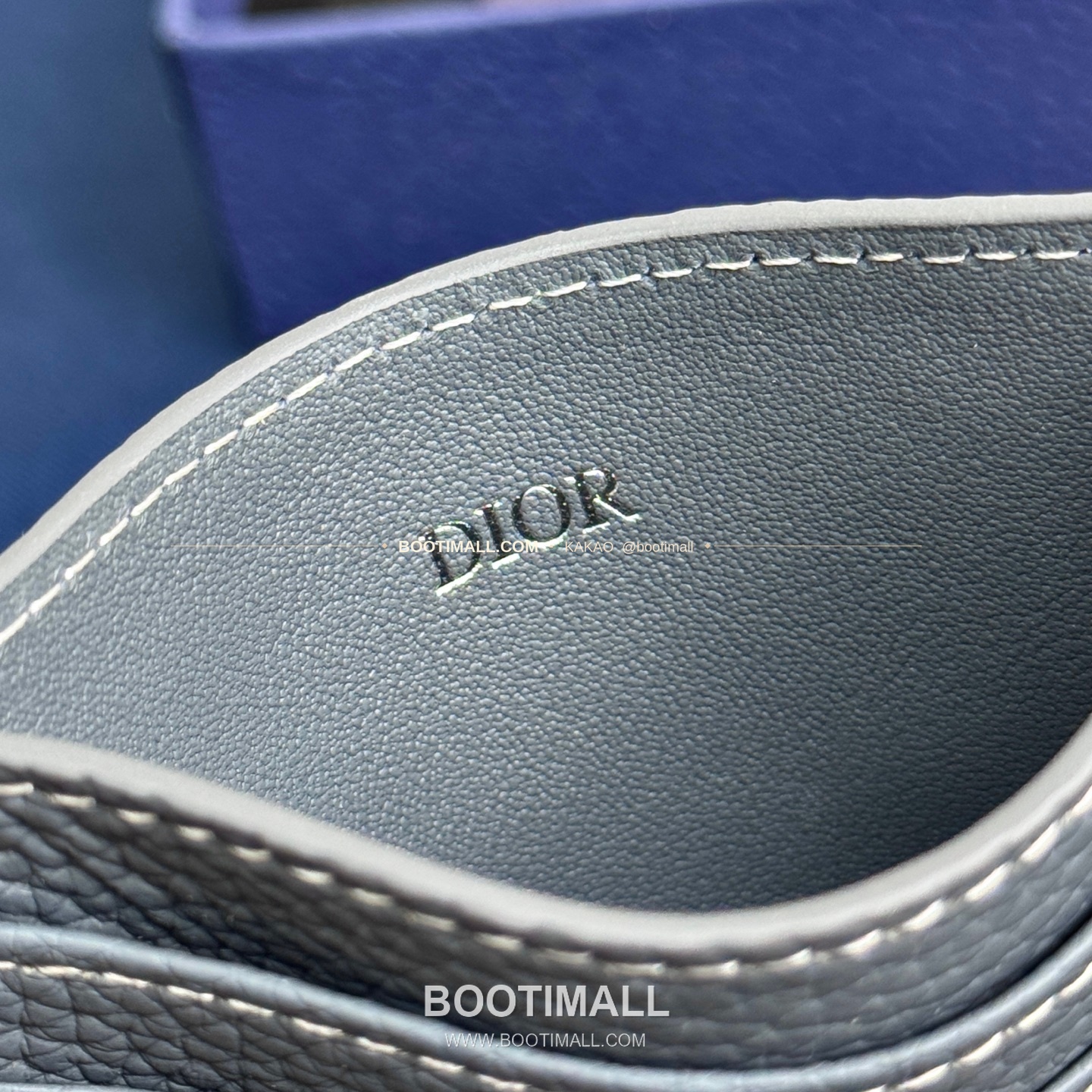 디올 CD 아이콘 그레인 카프스킨 카드지갑 Dior CD Icon Grained Calfskin Card Holder 8006 10cm 8