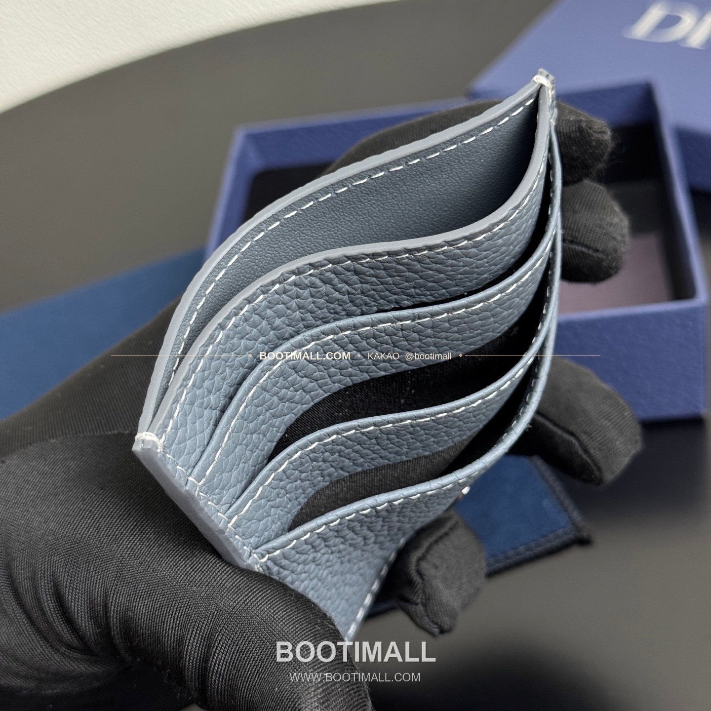 디올 CD 아이콘 그레인 카프스킨 카드지갑 Dior CD Icon Grained Calfskin Card Holder 8006 10cm 9