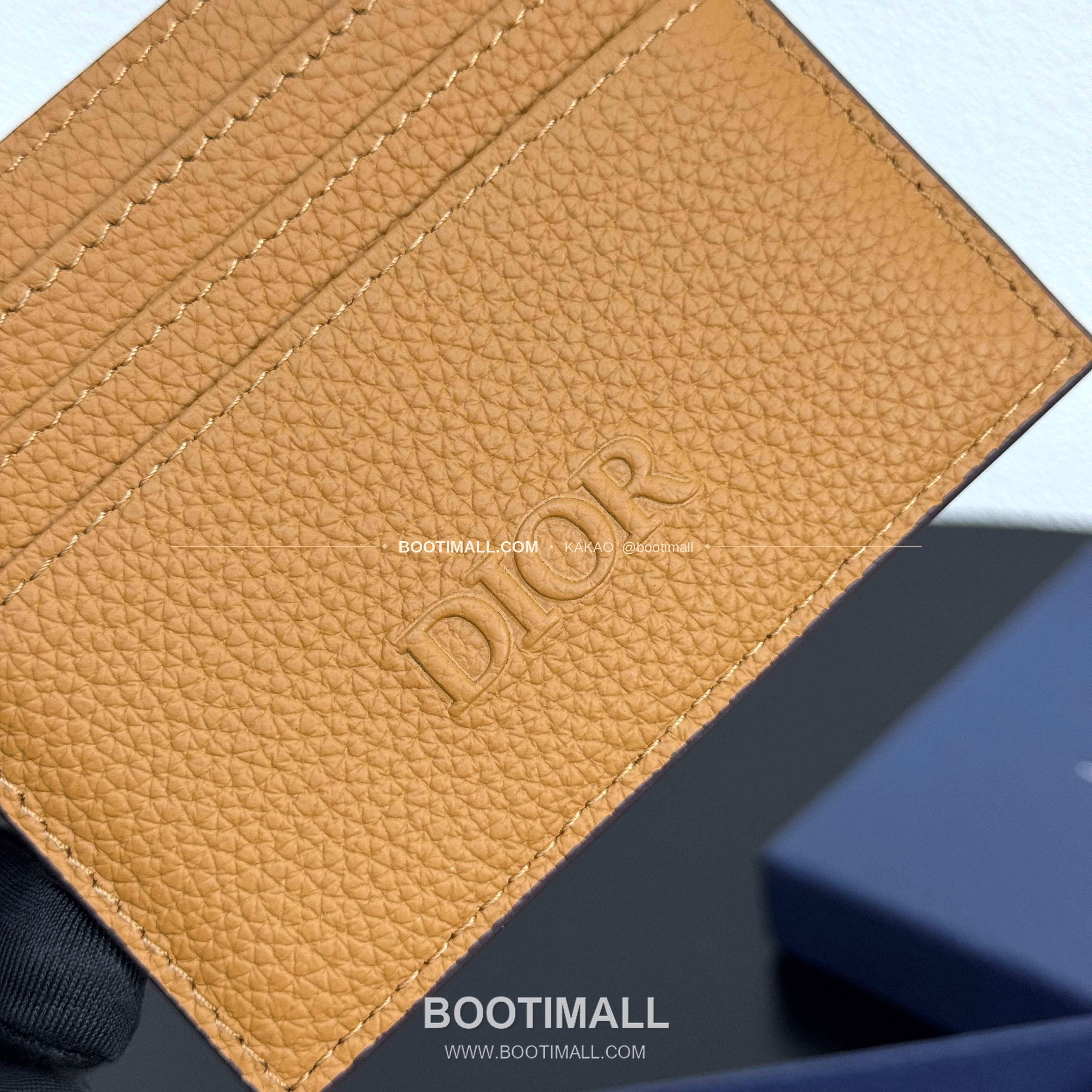 디올 CD 아이콘 그레인 카프스킨 카드지갑 Dior CD Icon Grained Calfskin Card Holder 8006 10cm 4
