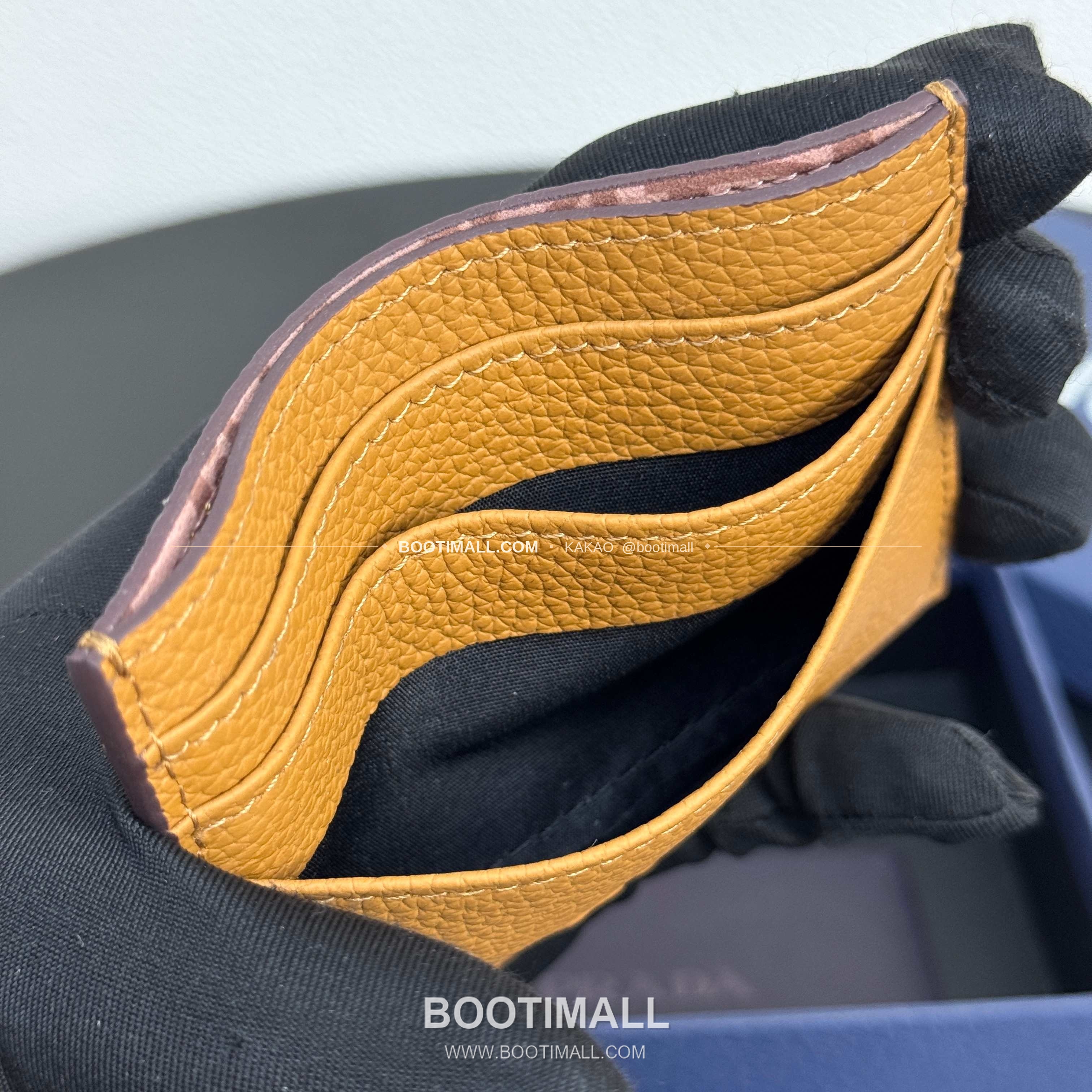 디올 CD 아이콘 그레인 카프스킨 카드지갑 Dior CD Icon Grained Calfskin Card Holder 8006 10cm 6