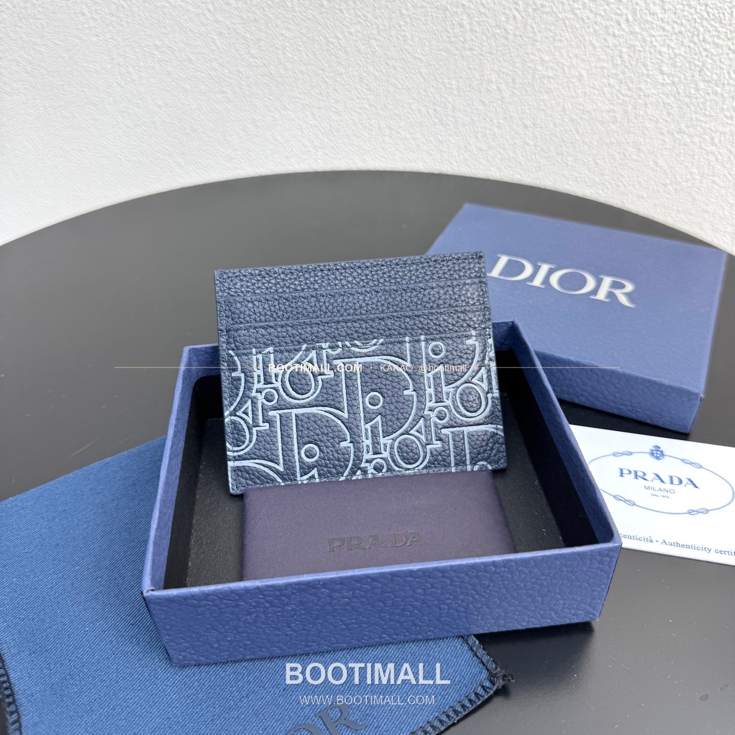 디올 CD 아이콘 그레인 카프스킨 카드지갑 Dior CD Icon Grained Calfskin Card Holder 8006 10cm 3