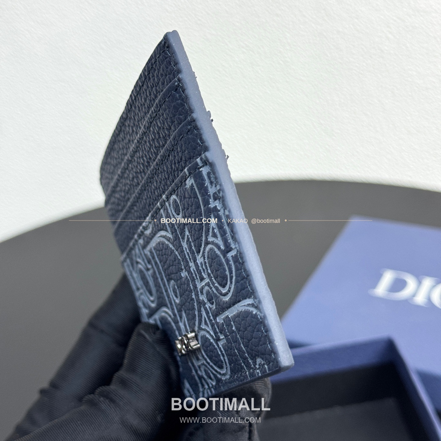 디올 CD 아이콘 그레인 카프스킨 카드지갑 Dior CD Icon Grained Calfskin Card Holder 8006 10cm 4