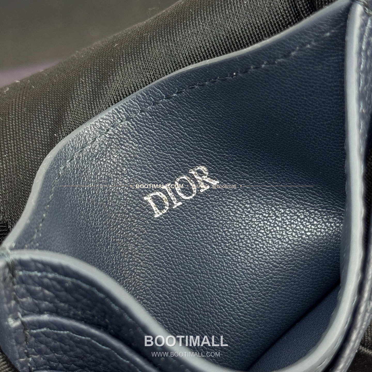 디올 CD 아이콘 그레인 카프스킨 카드지갑 Dior CD Icon Grained Calfskin Card Holder 8006 10cm 8