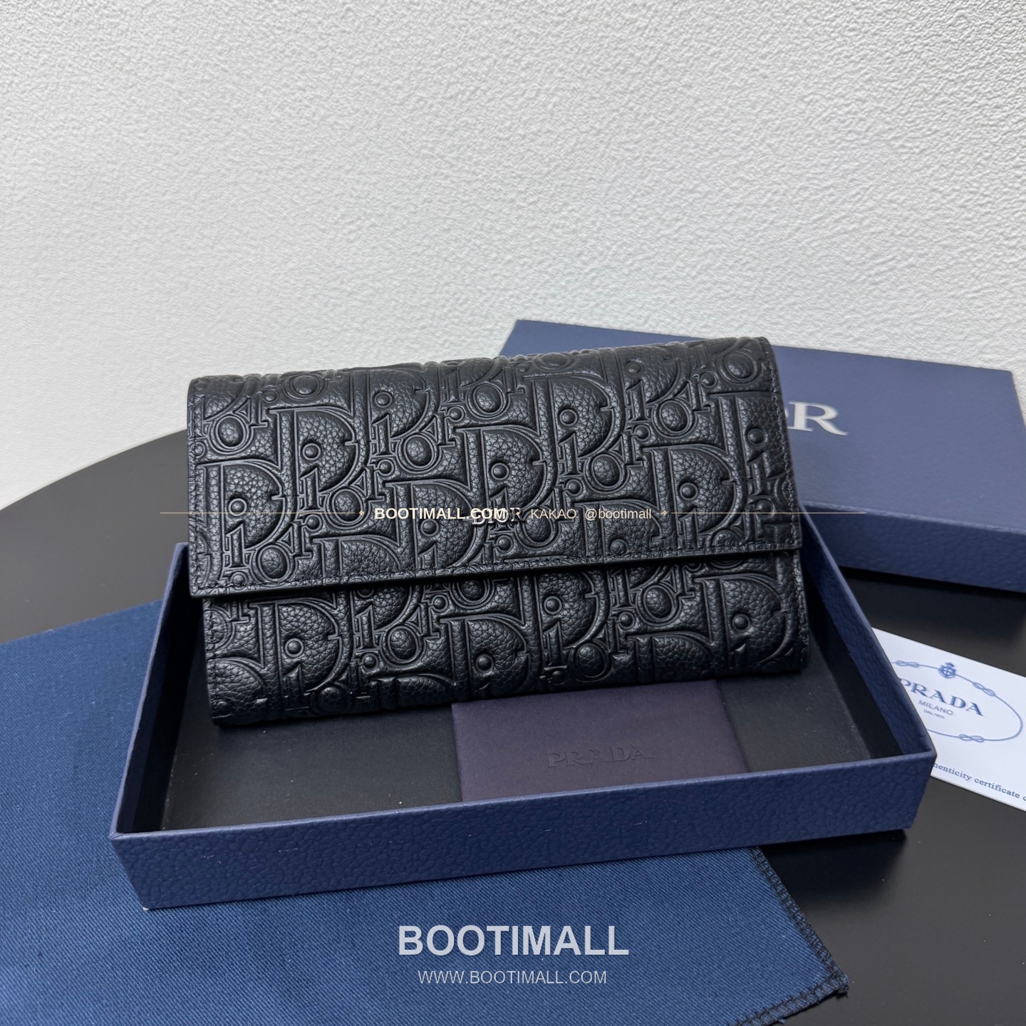 디올 그래비티 카프스킨 엠보싱 로고 장지갑 Dior Gravity Calfskin Embossed Logo Long Wallet 8018s32 20cm 1