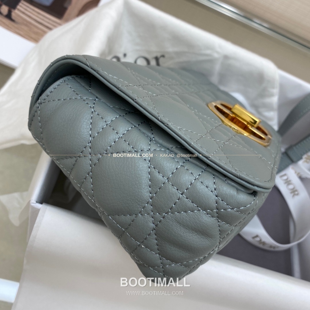 디올 카로 카프스킨 퀼팅 CD 로고 체인 숄더백 Dior Caro Calfskin Quilted CD Logo Chain Shoulder Bag 3360 20cm 3