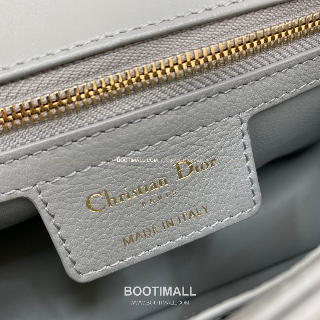 디올 카로 카프스킨 퀼팅 CD 로고 체인 숄더백 Dior Caro Calfskin Quilted CD Logo Chain Shoulder Bag 3360 20cm 9