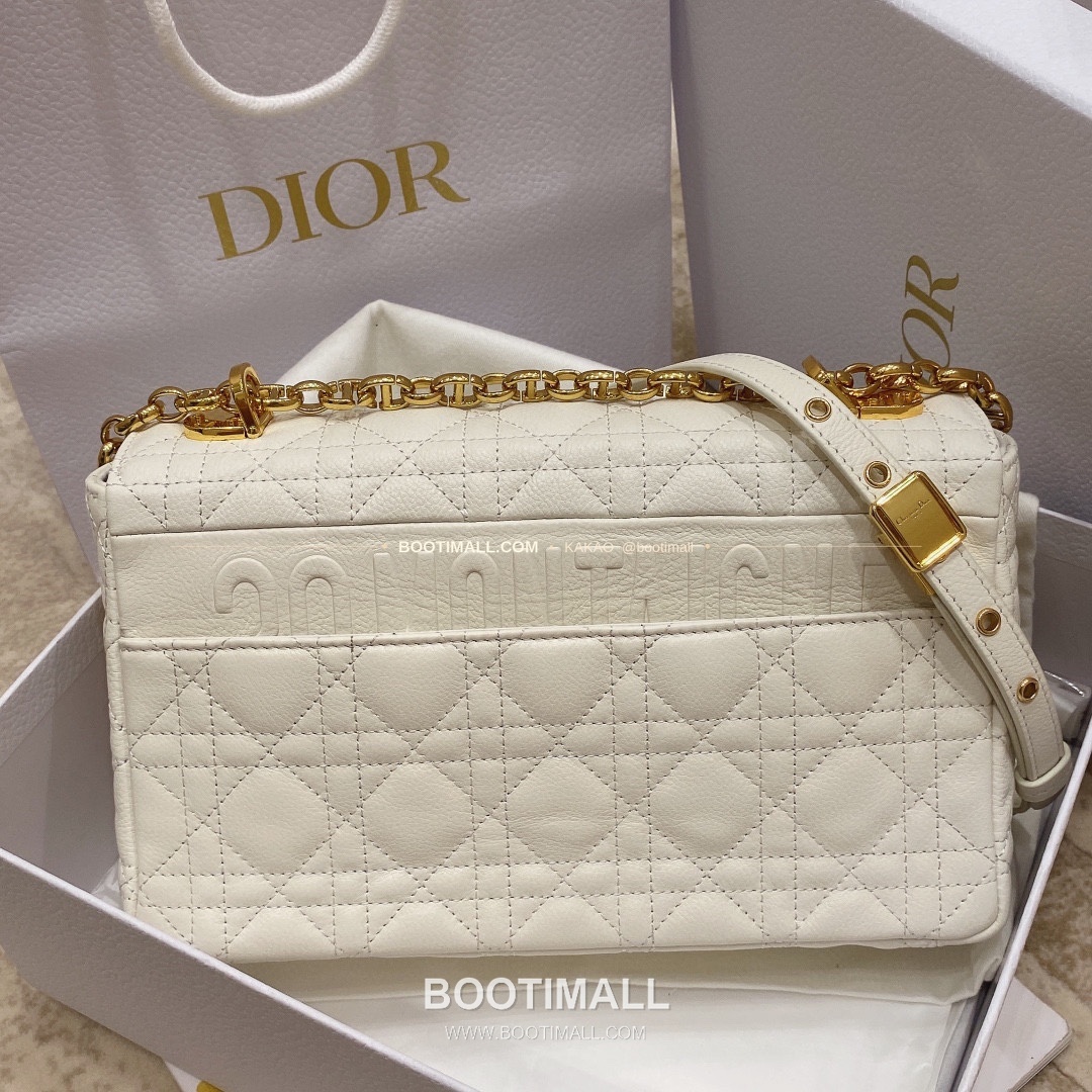 디올 카로 카프스킨 퀼팅 CD 로고 체인 숄더백 Dior Caro Calfskin Quilted CD Logo Chain Shoulder Bag 3370 25.5cm 3