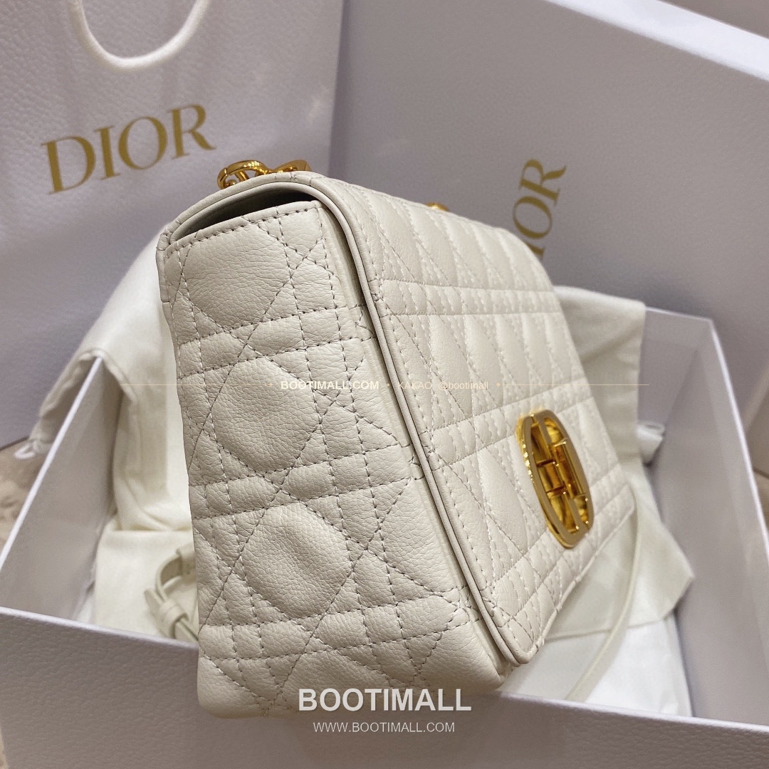 디올 카로 카프스킨 퀼팅 CD 로고 체인 숄더백 Dior Caro Calfskin Quilted CD Logo Chain Shoulder Bag 3370 25.5cm 5