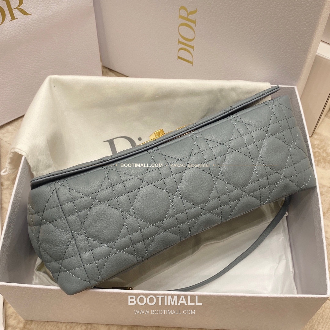 디올 카로 카프스킨 퀼팅 CD 로고 체인 숄더백 Dior Caro Calfskin Quilted CD Logo Chain Shoulder Bag 3370 25.5cm 6