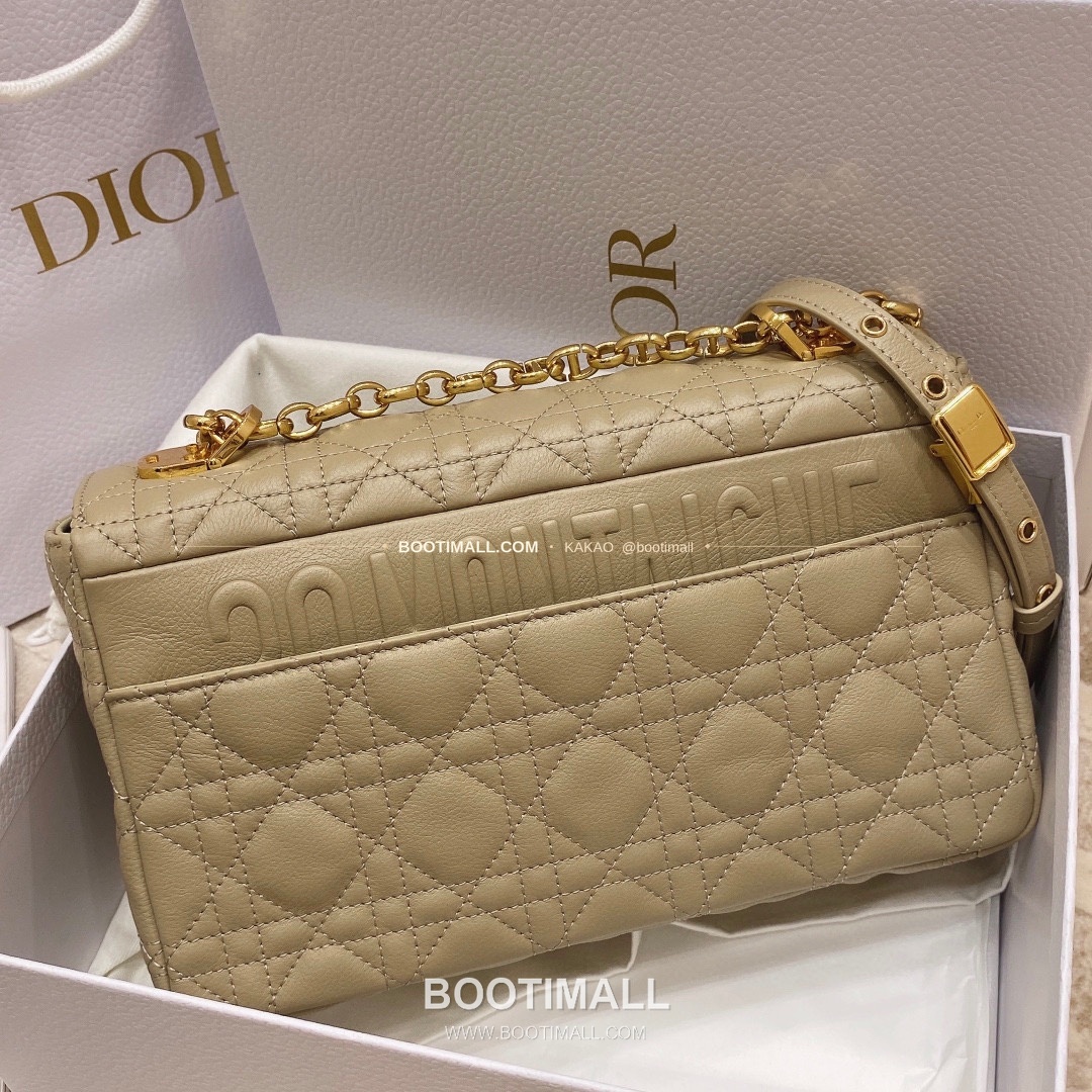 디올 카로 카프스킨 퀼팅 CD 로고 체인 숄더백 Dior Caro Calfskin Quilted CD Logo Chain Shoulder Bag 3370 25.5cm 3