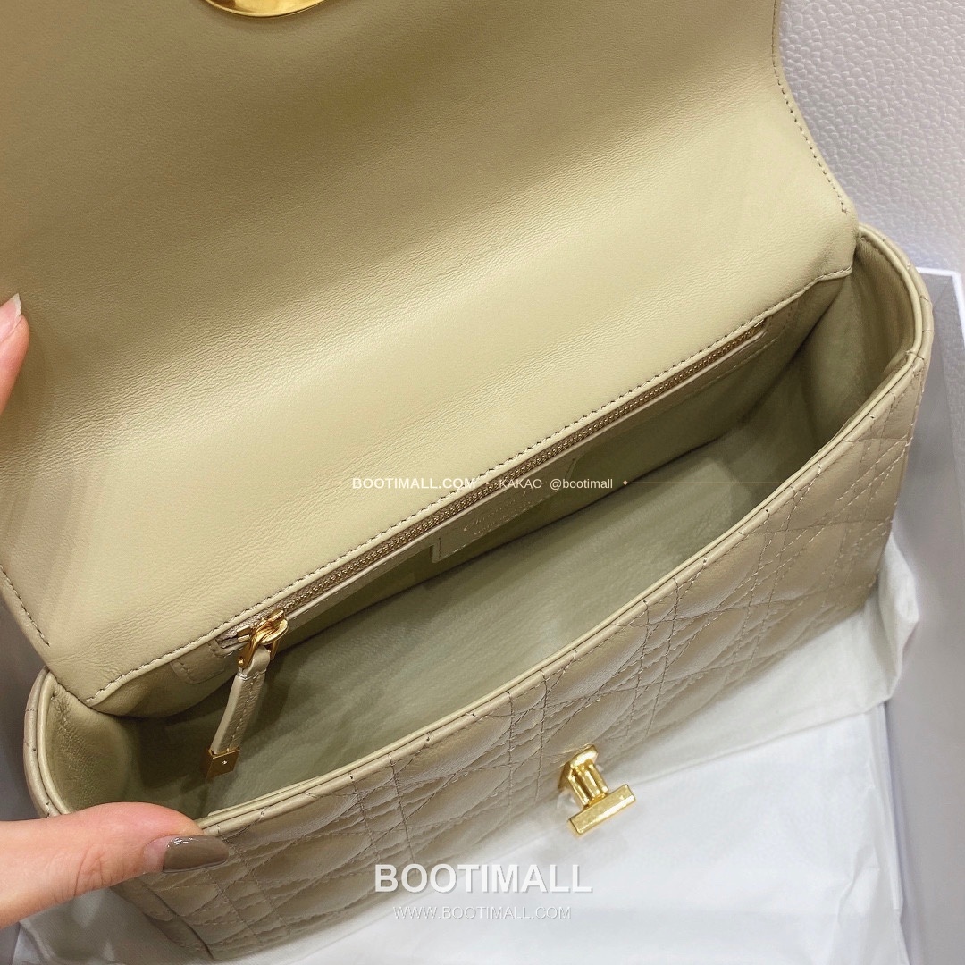 디올 카로 카프스킨 퀼팅 CD 로고 체인 숄더백 Dior Caro Calfskin Quilted CD Logo Chain Shoulder Bag 3370 25.5cm 8