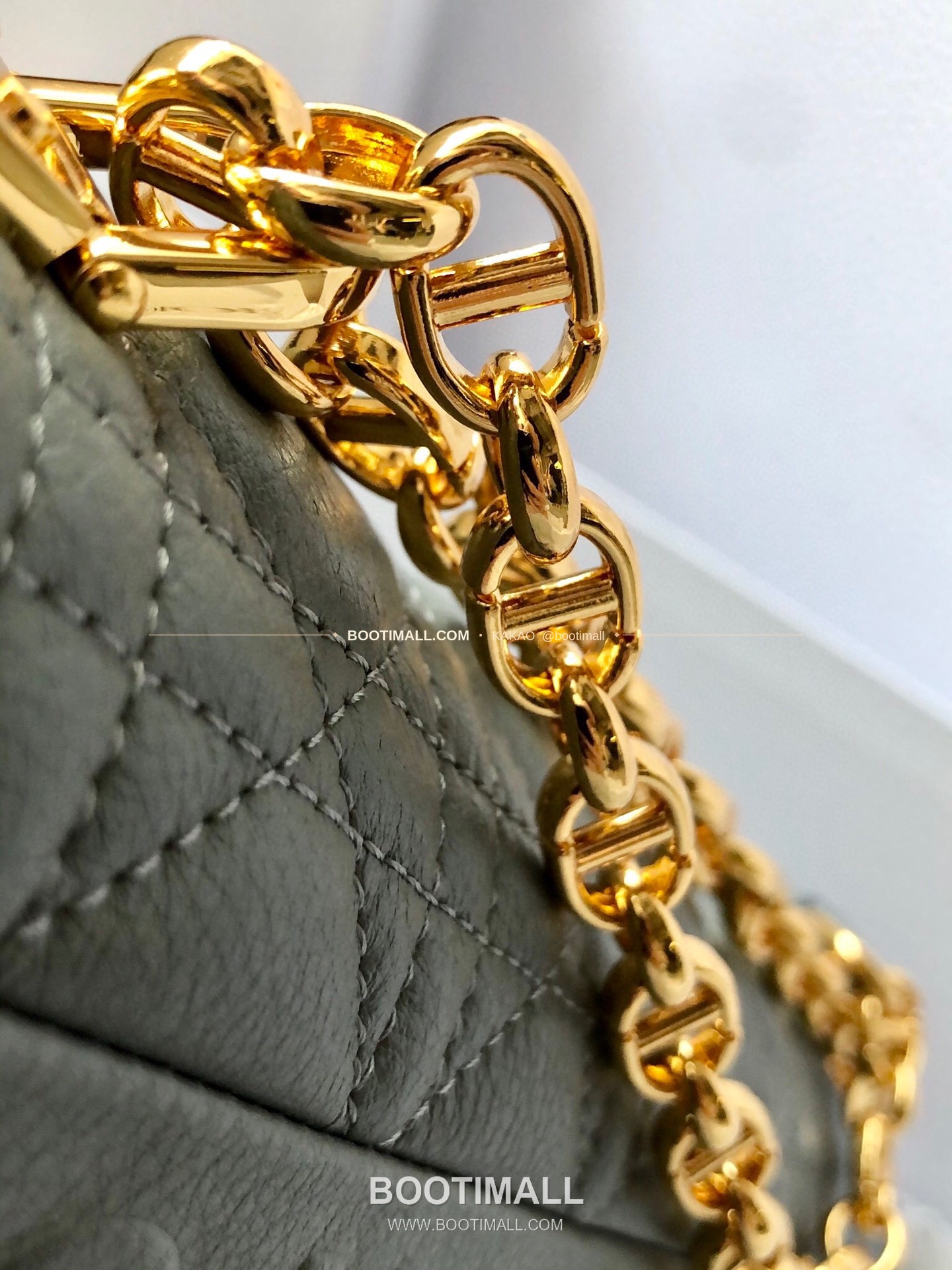 디올 카로 카프스킨 퀼팅 CD 로고 체인 숄더백 Dior Caro Calfskin Quilted CD Logo Chain Shoulder Bag 3380 28cm 10