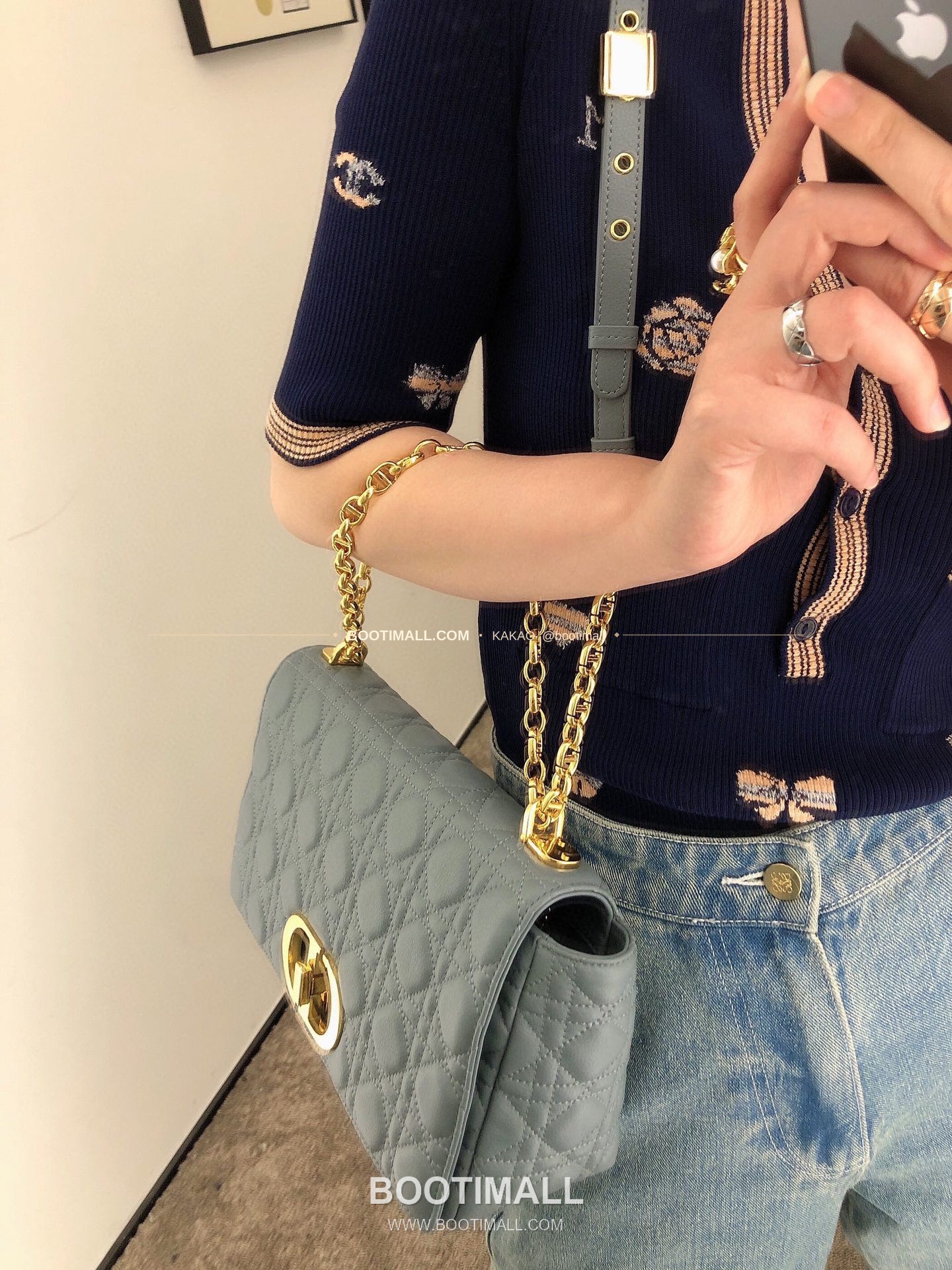 디올 카로 카프스킨 퀼팅 CD 로고 체인 숄더백 Dior Caro Calfskin Quilted CD Logo Chain Shoulder Bag 3380 28cm 5