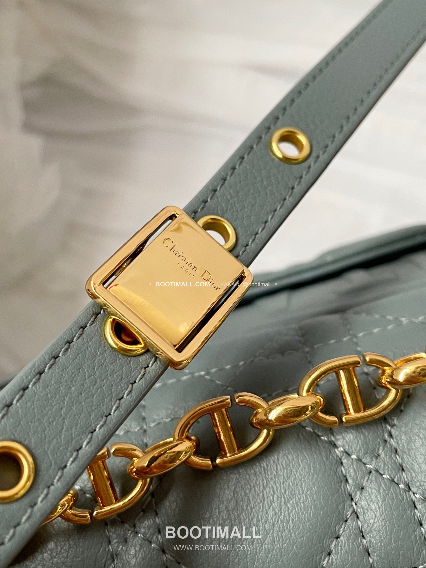 디올 카로 카프스킨 퀼팅 CD 로고 체인 숄더백 Dior Caro Calfskin Quilted CD Logo Chain Shoulder Bag 3380 28cm 10