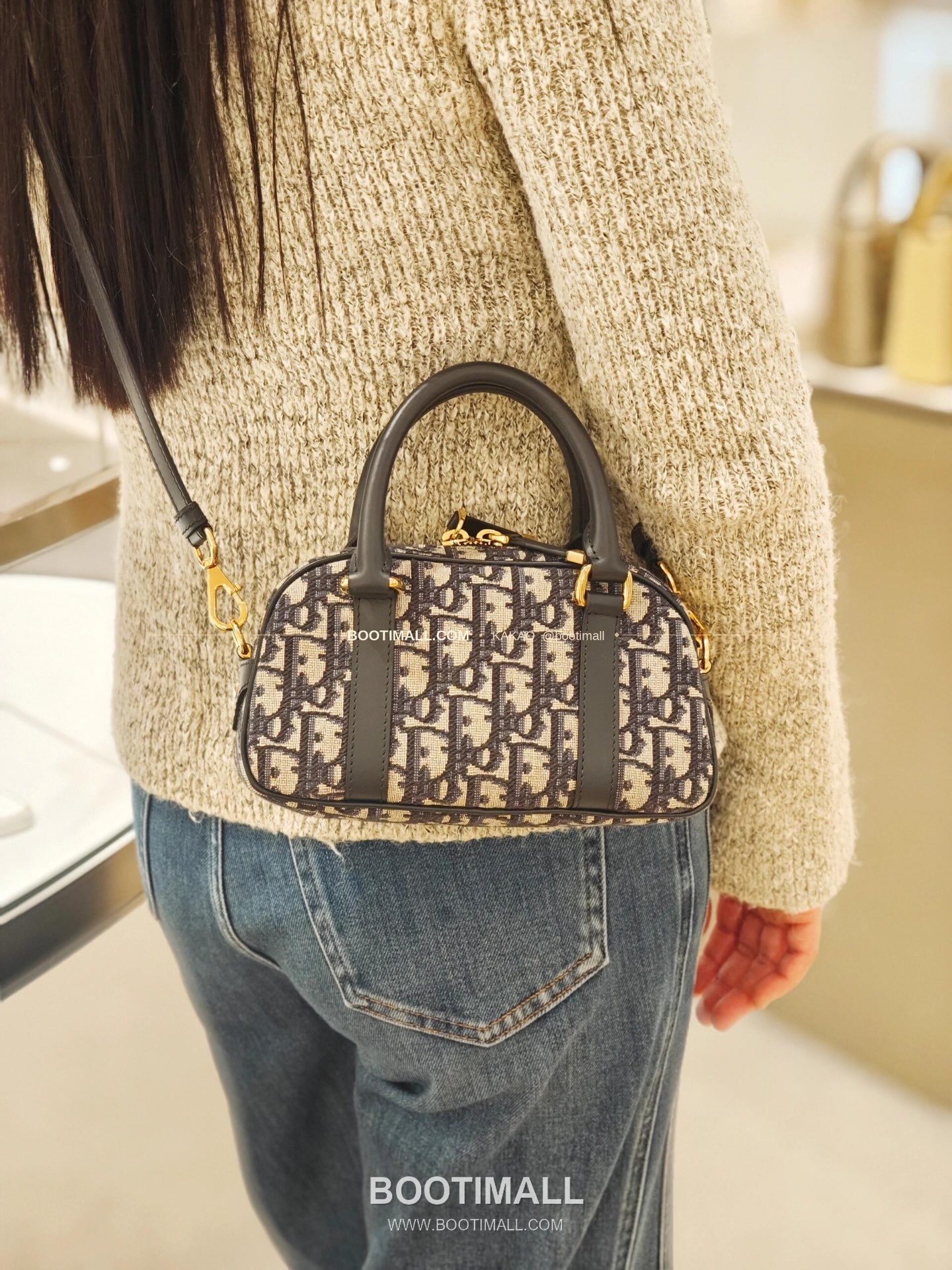 디올 디바이브 오블리크 캔버스 볼링 미니백 Dior D-Vibe Oblique Canvas Bowling Mini Bag 5250 20.5cm 3