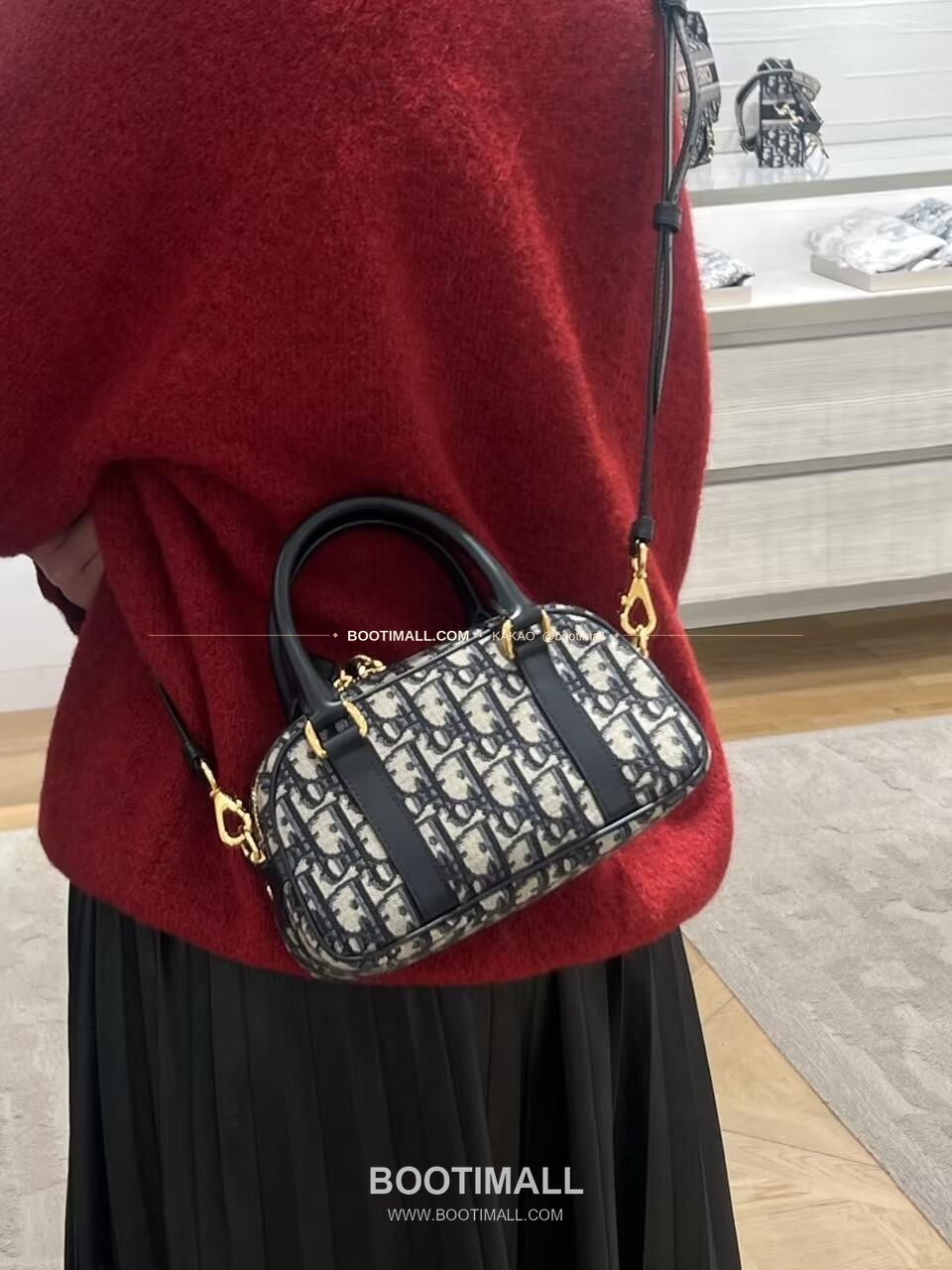 디올 디바이브 오블리크 캔버스 볼링 미니백 Dior D-Vibe Oblique Canvas Bowling Mini Bag 5250 20.5cm 6