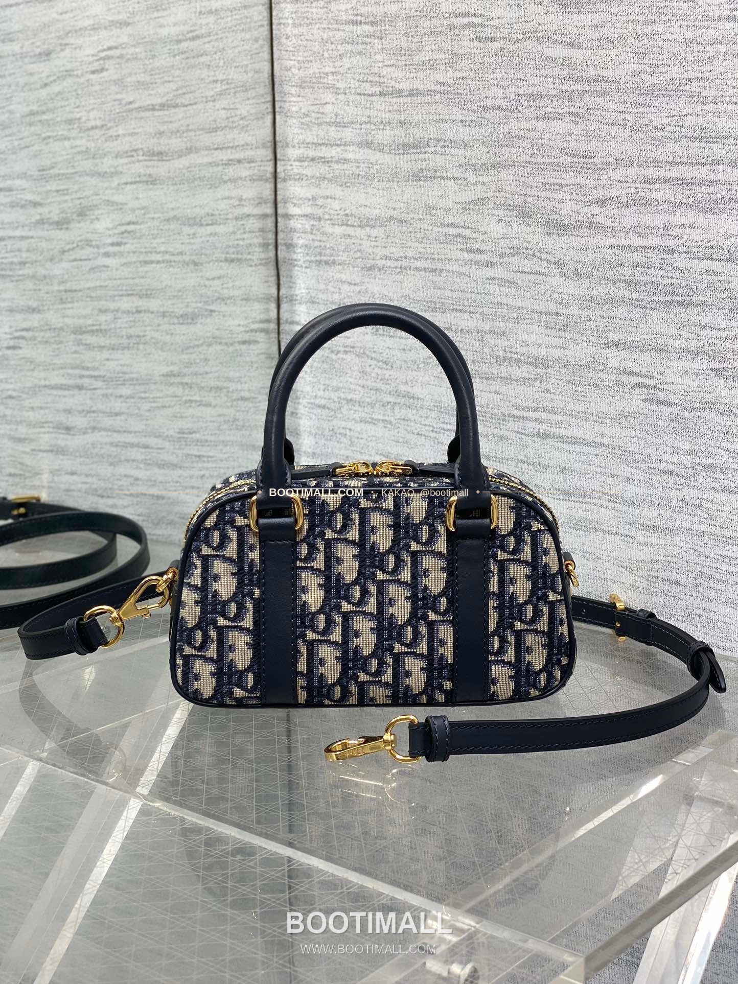 디올 디바이브 오블리크 캔버스 볼링 미니백 Dior D-Vibe Oblique Canvas Bowling Mini Bag 5250 20.5cm 9