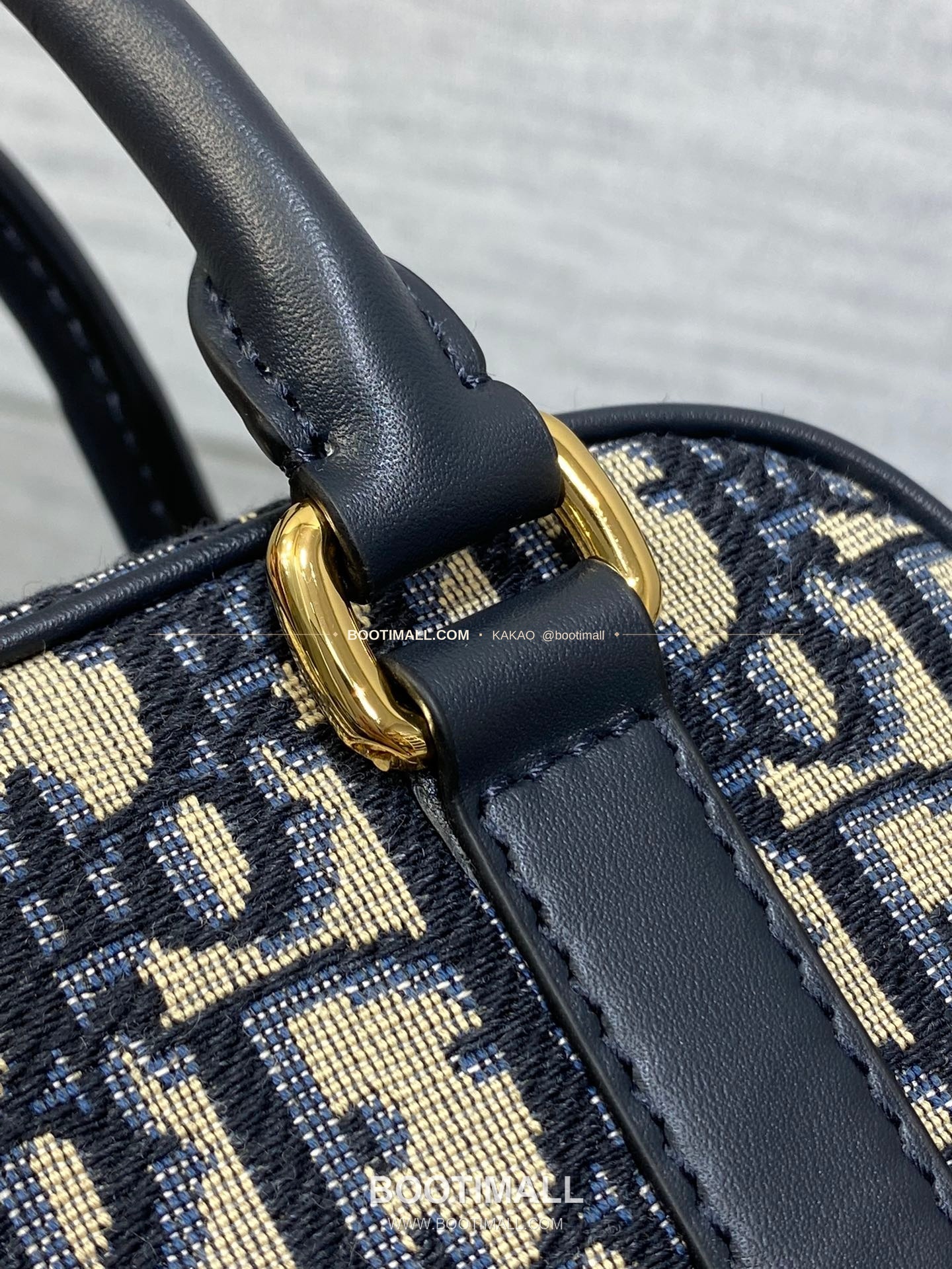 디올 디바이브 오블리크 캔버스 볼링 미니백 Dior D-Vibe Oblique Canvas Bowling Mini Bag 5250 20.5cm 11