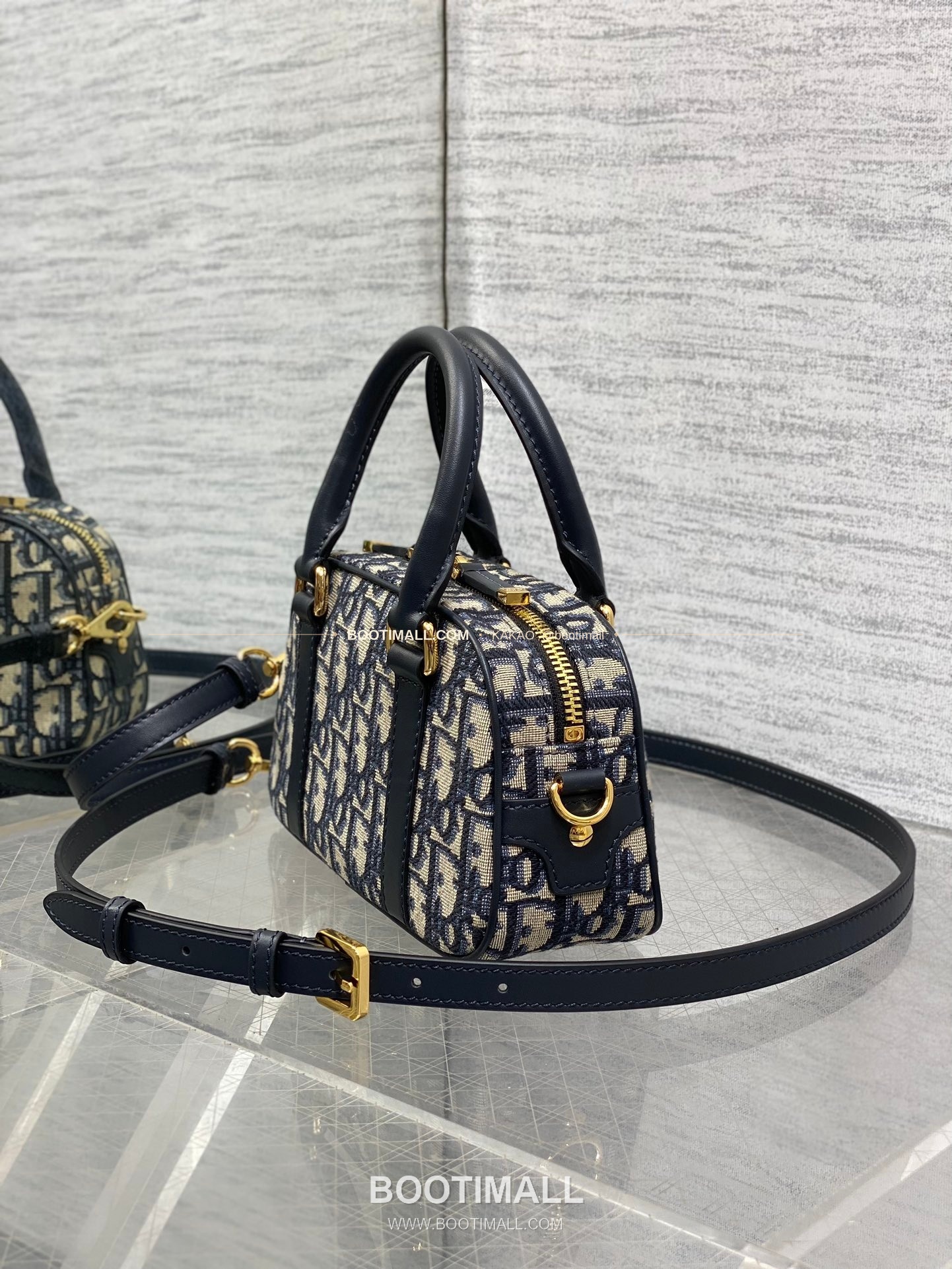 디올 디바이브 오블리크 캔버스 볼링 미니백 Dior D-Vibe Oblique Canvas Bowling Mini Bag 5250 20.5cm 12