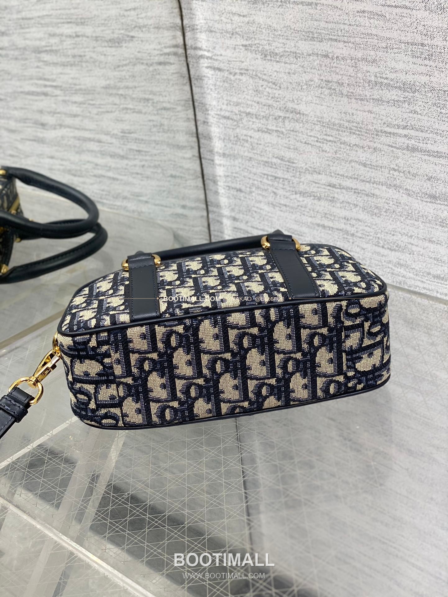 디올 디바이브 오블리크 캔버스 볼링 미니백 Dior D-Vibe Oblique Canvas Bowling Mini Bag 5250 20.5cm 14