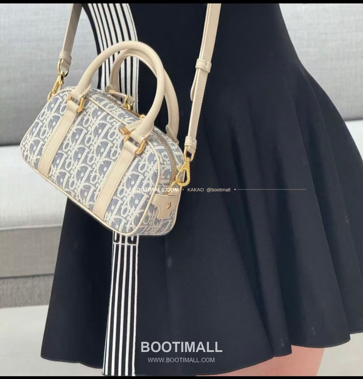 디올 디바이브 오블리크 캔버스 볼링 미니백 Dior D-Vibe Oblique Canvas Bowling Mini Bag 5250 20.5cm 7