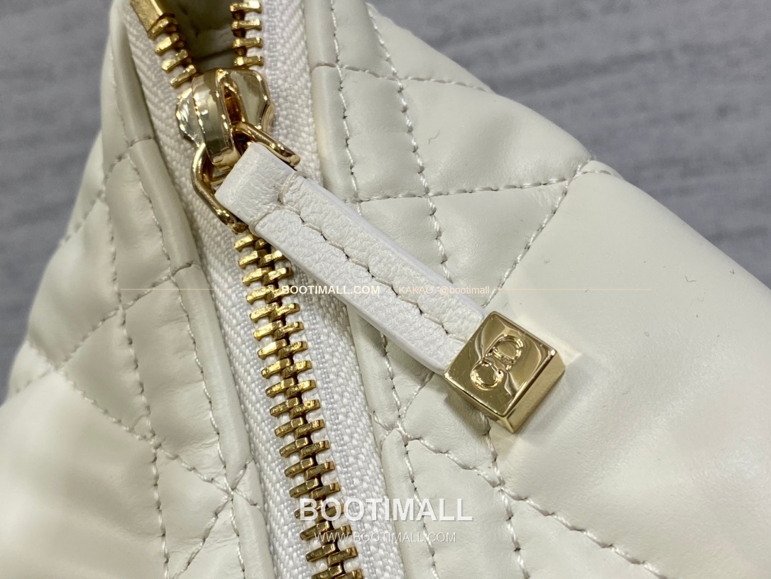 디올 노마드 카프스킨 퀼팅 버클 박스 숄더백 Dior Nomad Calfskin Quilted Buckle Box Shoulder Bag 3103 22cm 7
