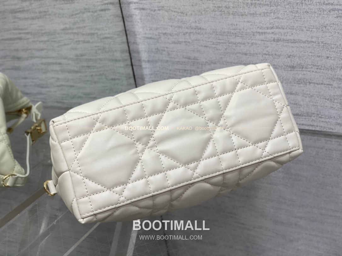 디올 노마드 카프스킨 퀼팅 버클 박스 숄더백 Dior Nomad Calfskin Quilted Buckle Box Shoulder Bag 3103 22cm 8
