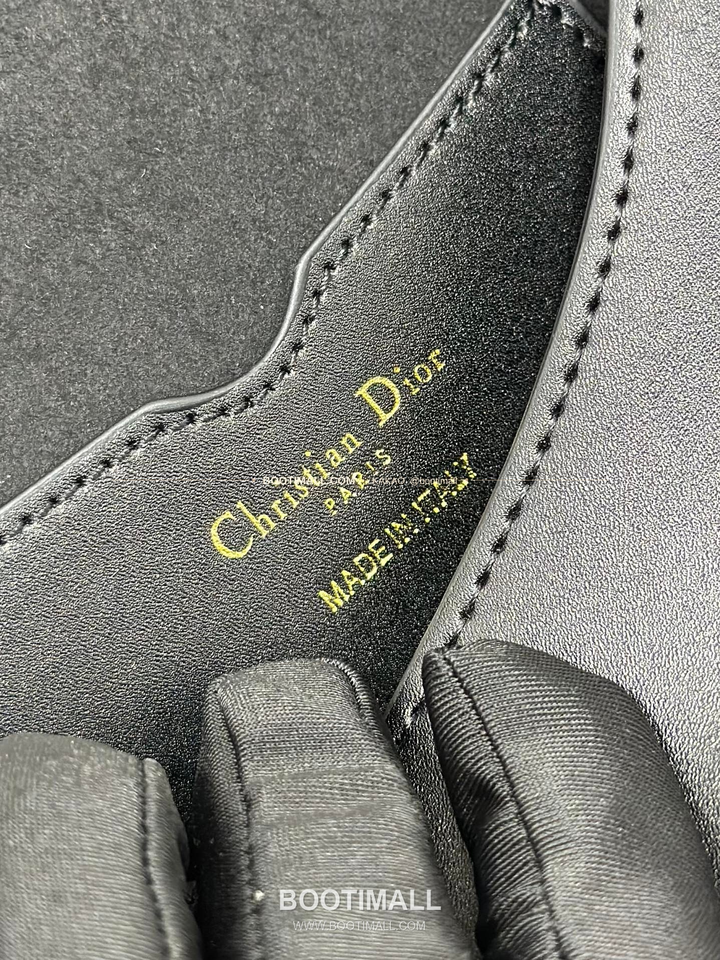 디올 바비 카프스킨 CD 로고 플랩 숄더백 Dior Bobby Calfskin CD Logo Flap Shoulder Bag M9319 22cm 9