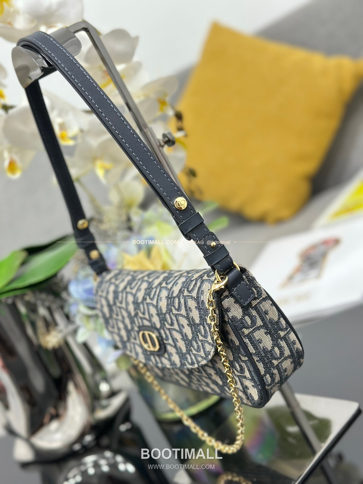 디올 디바인 오블리크 캔버스 CD 로고 체인 숄더백 Dior D-Vine Oblique Canvas CD Logo Chain Shoulder Bag S5620 22cm 3