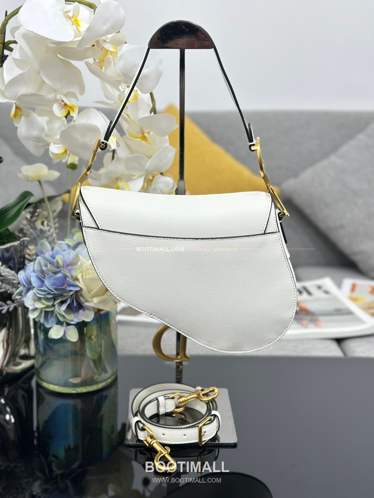 디올 새들 그레인 카프스킨 CD 로고 플랩 숄더백 Dior Saddle Grained Calfskin CD Logo Flap Shoulder Bag M0446 25.5cm 2