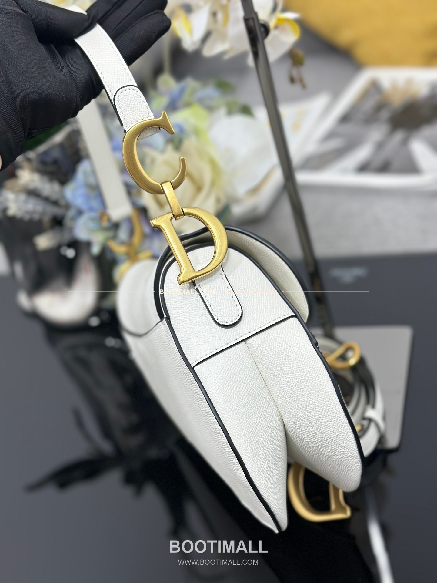 디올 새들 그레인 카프스킨 CD 로고 플랩 숄더백 Dior Saddle Grained Calfskin CD Logo Flap Shoulder Bag M0446 25.5cm 3