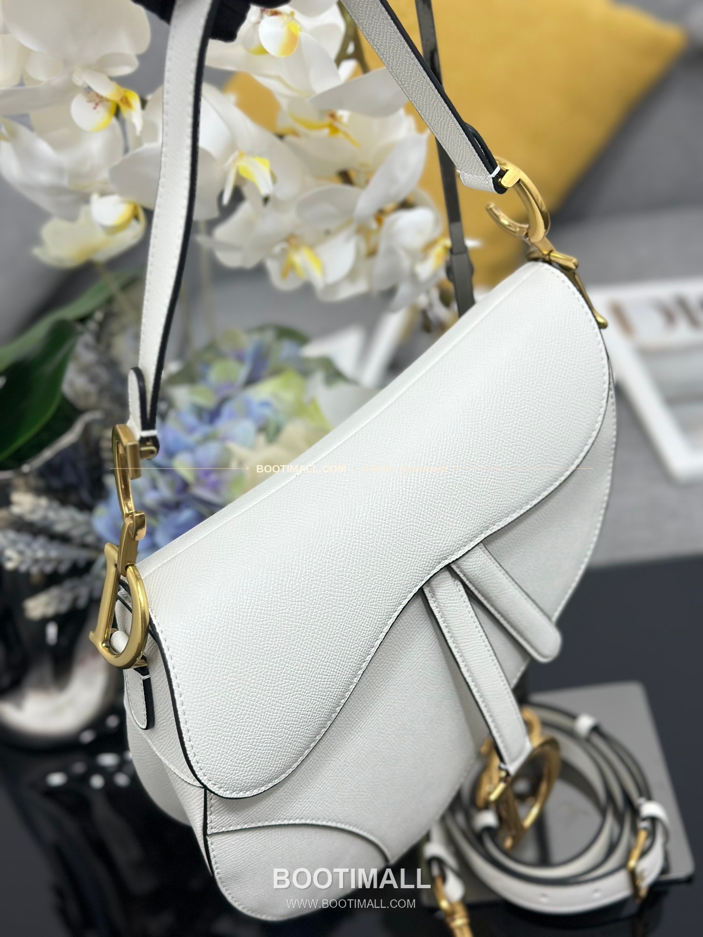 디올 새들 그레인 카프스킨 CD 로고 플랩 숄더백 Dior Saddle Grained Calfskin CD Logo Flap Shoulder Bag M0446 25.5cm 6