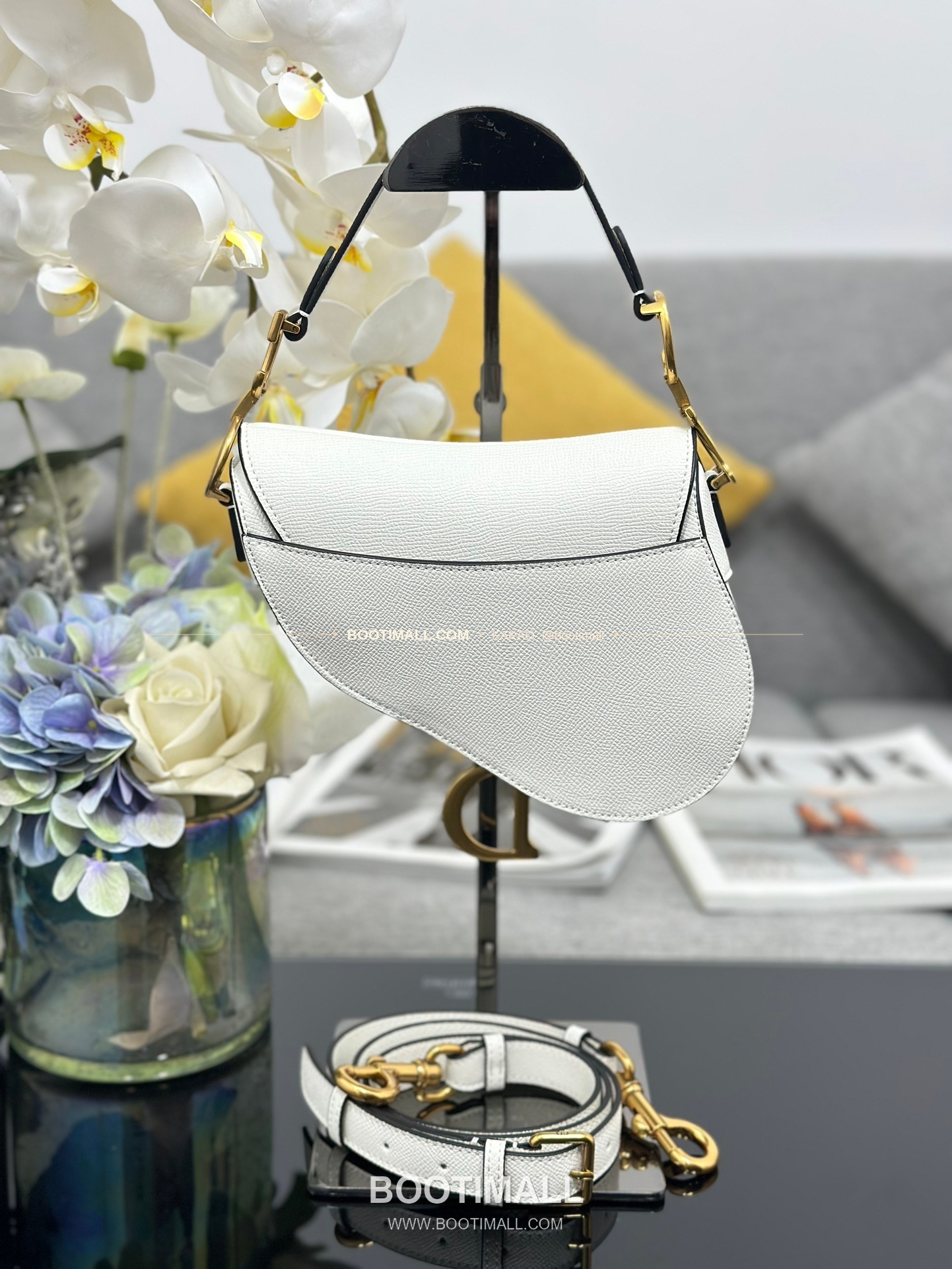 디올 새들 스무스 카프스킨 CD 로고 플랩 숄더백 Dior Saddle Smooth Calfskin CD Logo Flap Shoulder Bag M0447 21cm 2