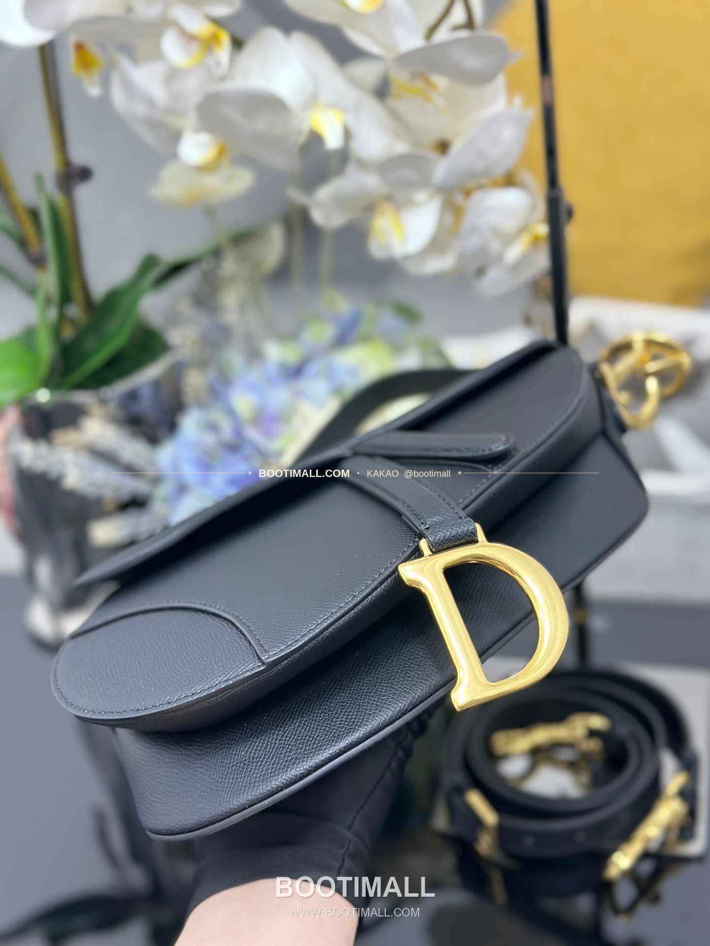 디올 새들 그레인 카프스킨 CD 로고 플랩 숄더백 Dior Saddle Grained Calfskin CD Logo Flap Shoulder Bag M0446 25.5cm 4