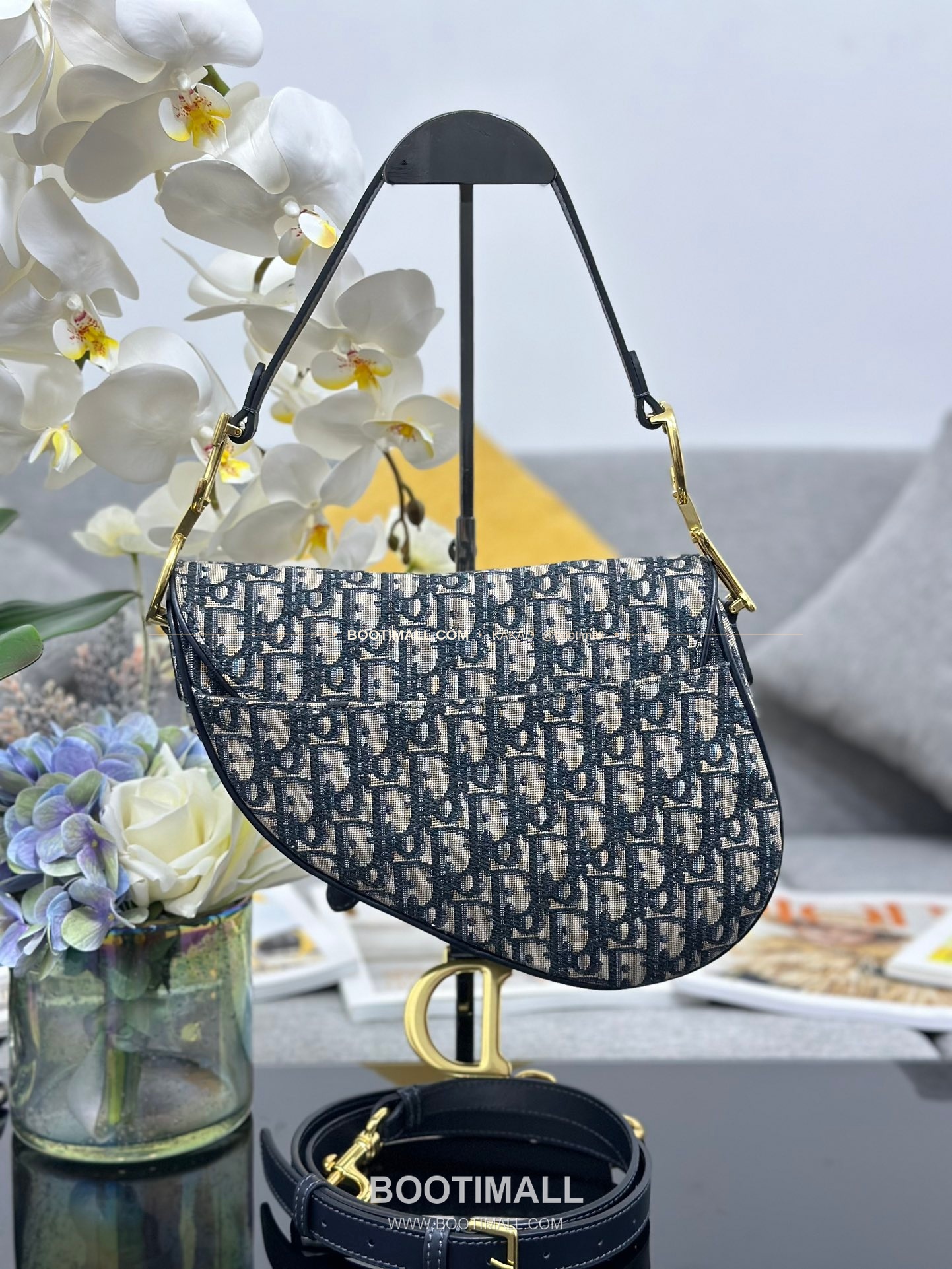 디올 새들 오블리크 캔버스 CD 로고 플랩 숄더백 Dior Saddle Oblique Canvas CD Logo Flap Shoulder Bag M0446 25.5cm 2