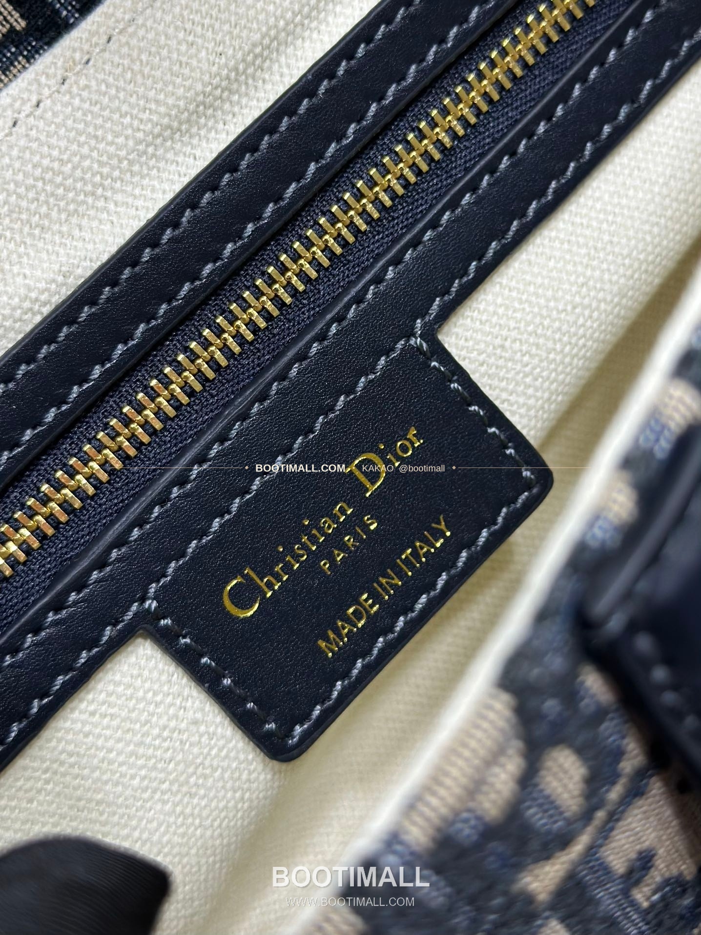 디올 새들 오블리크 캔버스 CD 로고 플랩 숄더백 Dior Saddle Oblique Canvas CD Logo Flap Shoulder Bag M0446 25.5cm 9