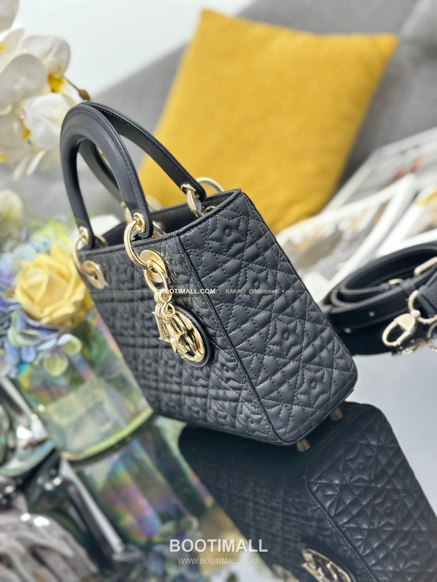 디올 레이디 디올 램스킨 까나쥬 D.I.O.R 참 토트 숄더백 Dior Lady Dior Lambskin Cannage D.I.O.R Charm Tote Shoulder Bag M0538 20cm 3