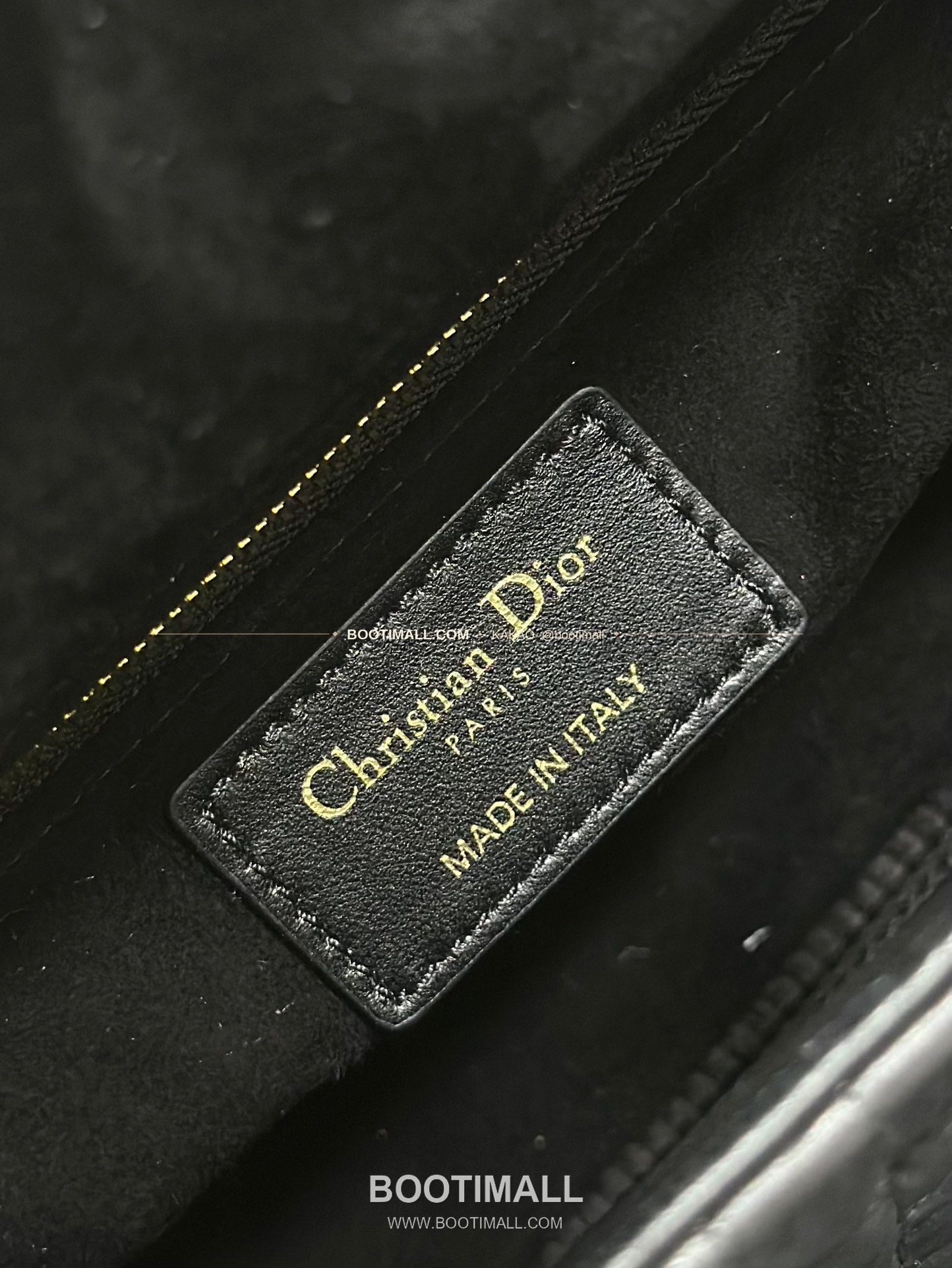 디올 레이디 디올 램스킨 까나쥬 D.I.O.R 참 토트 숄더백 Dior Lady Dior Lambskin Cannage D.I.O.R Charm Tote Shoulder Bag M0538 20cm 9