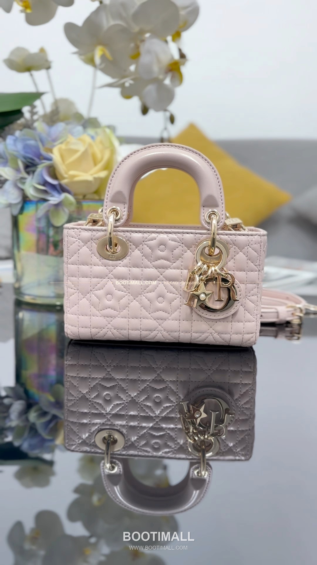 디올 레이디 디올 램스킨 까나쥬 D.I.O.R 참 미니 토트백 Dior Lady Dior Lambskin Cannage D.I.O.R Charm Mini Tote Bag S0856 12cm 10