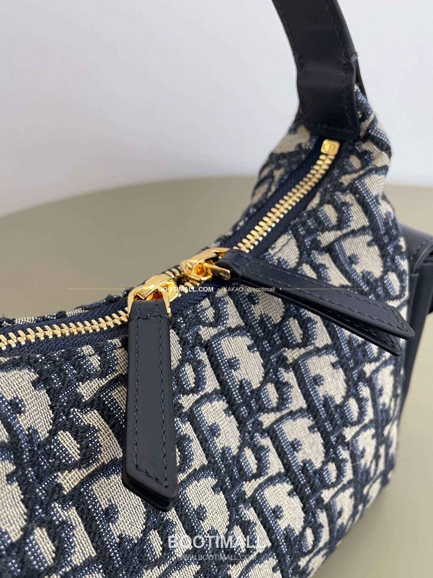 디올 디드림 오블리크 캔버스 미니 호보 숄더백 Dior D-Dream Oblique Canvas Mini Hobo Shoulder Bag 5871 18cm 9