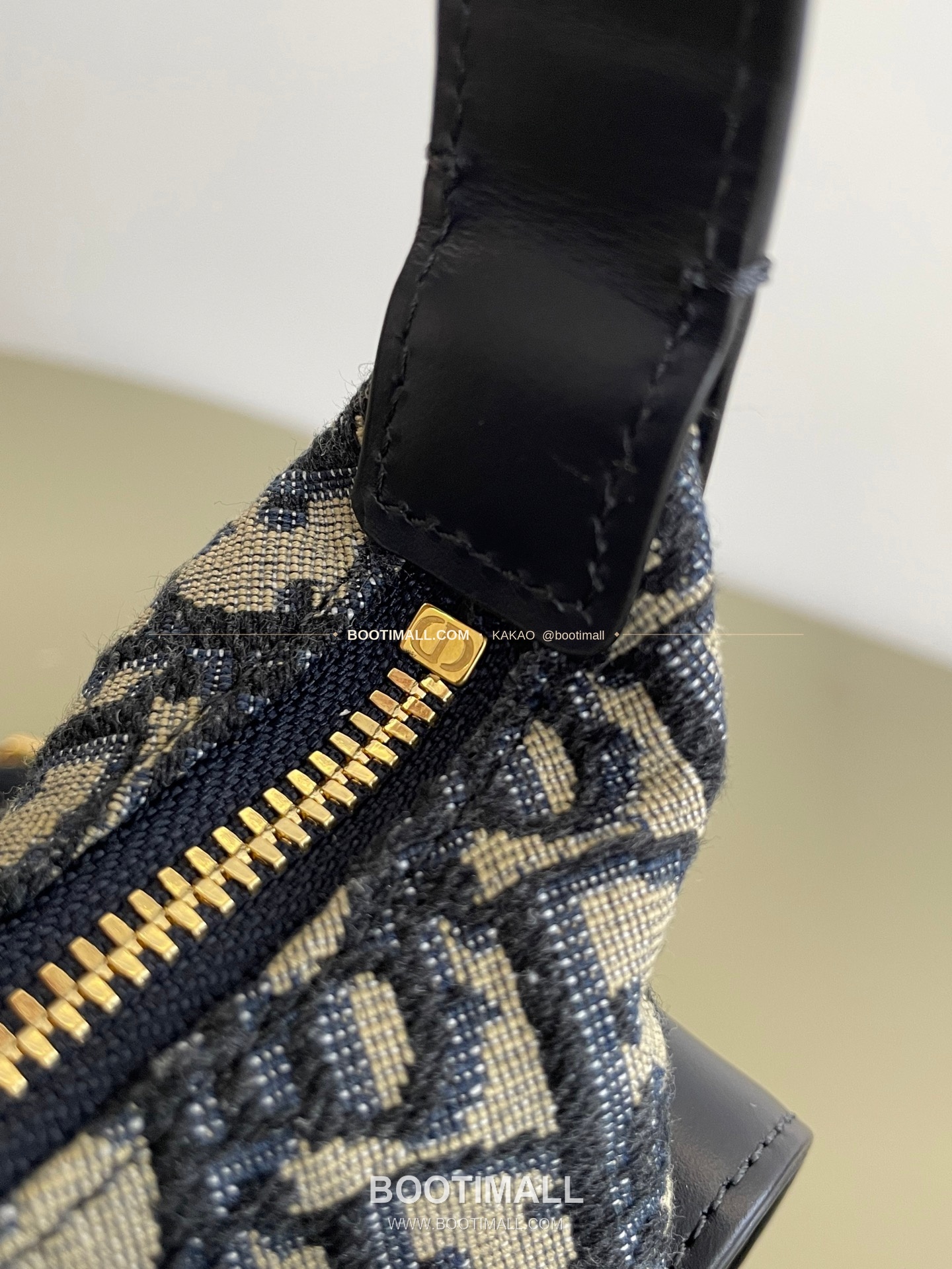 디올 디드림 오블리크 캔버스 미니 호보 숄더백 Dior D-Dream Oblique Canvas Mini Hobo Shoulder Bag 5871 18cm 10