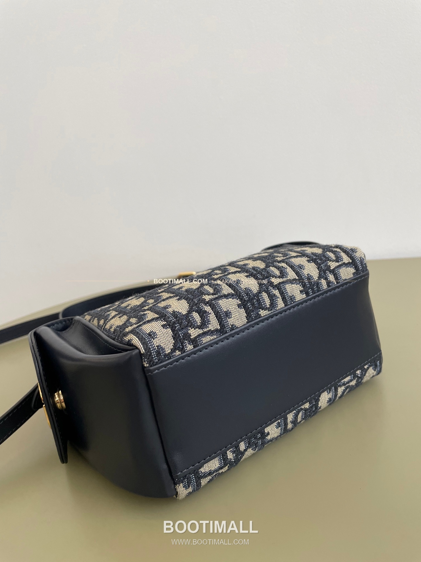 디올 디드림 오블리크 캔버스 미니 호보 숄더백 Dior D-Dream Oblique Canvas Mini Hobo Shoulder Bag 5871 18cm 14