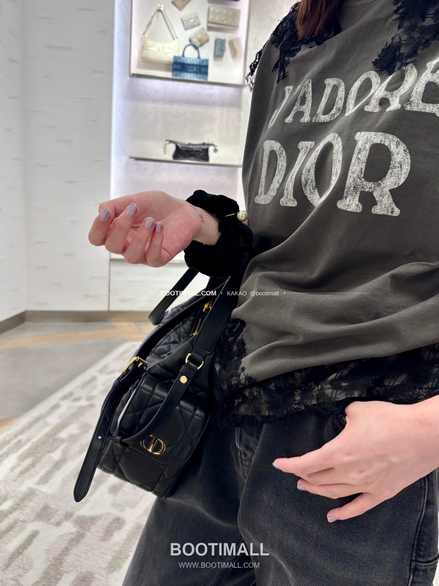 디올 디드림 카프스킨 까나쥬 미니 호보 숄더백 Dior D-Dream Calfskin Cannage Mini Hobo Shoulder Bag 5871 18cm 4