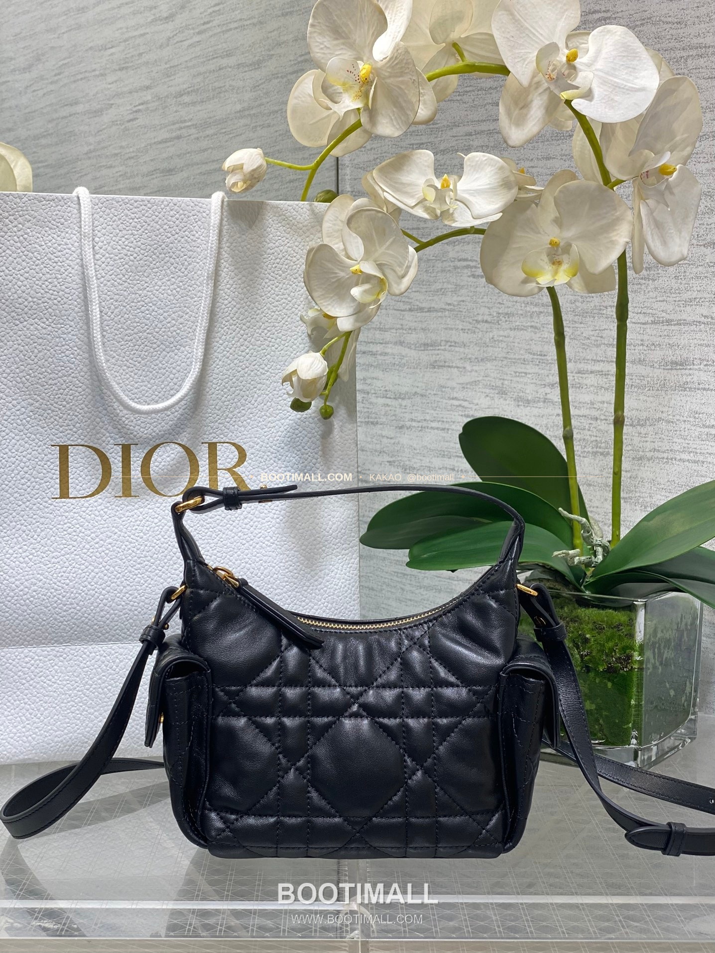 디올 디드림 카프스킨 까나쥬 미니 호보 숄더백 Dior D-Dream Calfskin Cannage Mini Hobo Shoulder Bag 5871 18cm 5