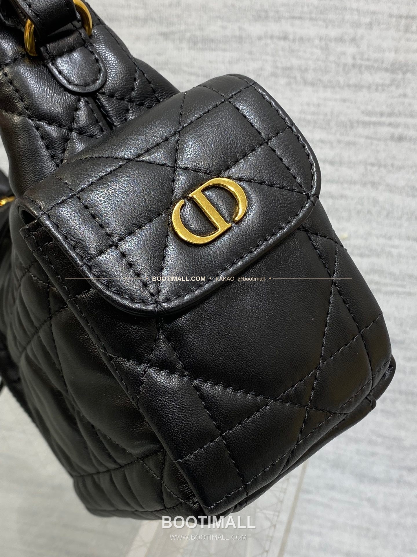 디올 디드림 카프스킨 까나쥬 미니 호보 숄더백 Dior D-Dream Calfskin Cannage Mini Hobo Shoulder Bag 5871 18cm 8