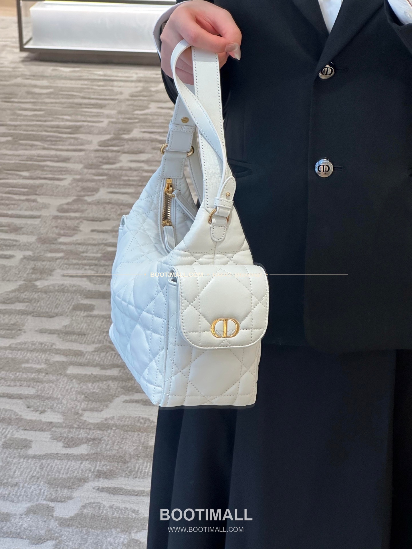 디올 디드림 카프스킨 까나쥬 미니 호보 숄더백 Dior D-Dream Calfskin Cannage Mini Hobo Shoulder Bag 5871 18cm 2