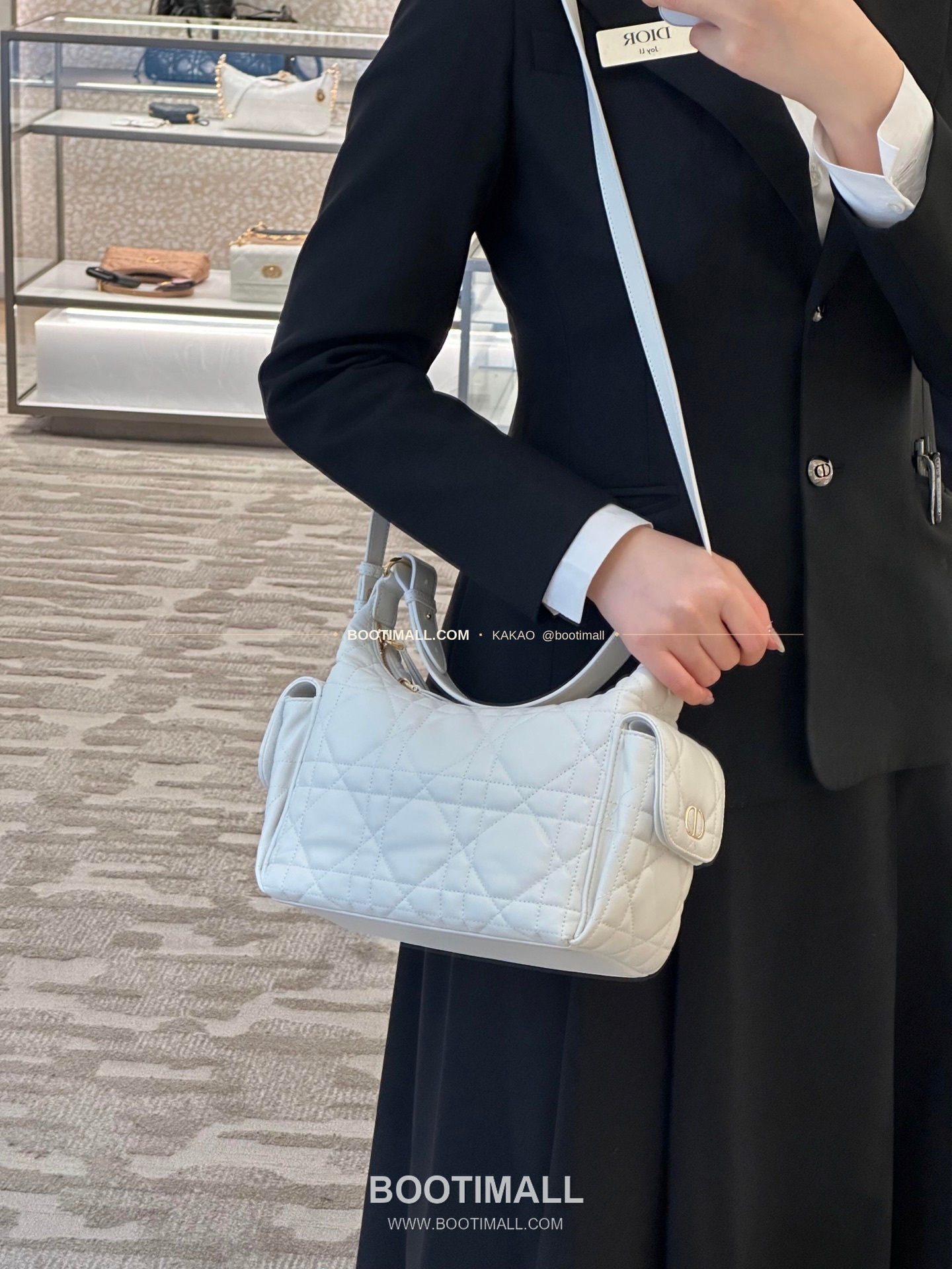 디올 디드림 카프스킨 까나쥬 미니 호보 숄더백 Dior D-Dream Calfskin Cannage Mini Hobo Shoulder Bag 5871 18cm 4